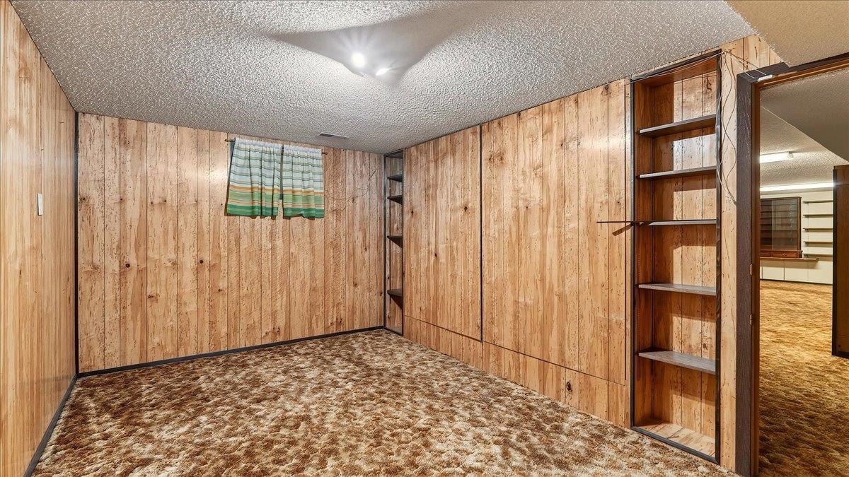 2426 S Houk Rd - Photo 30