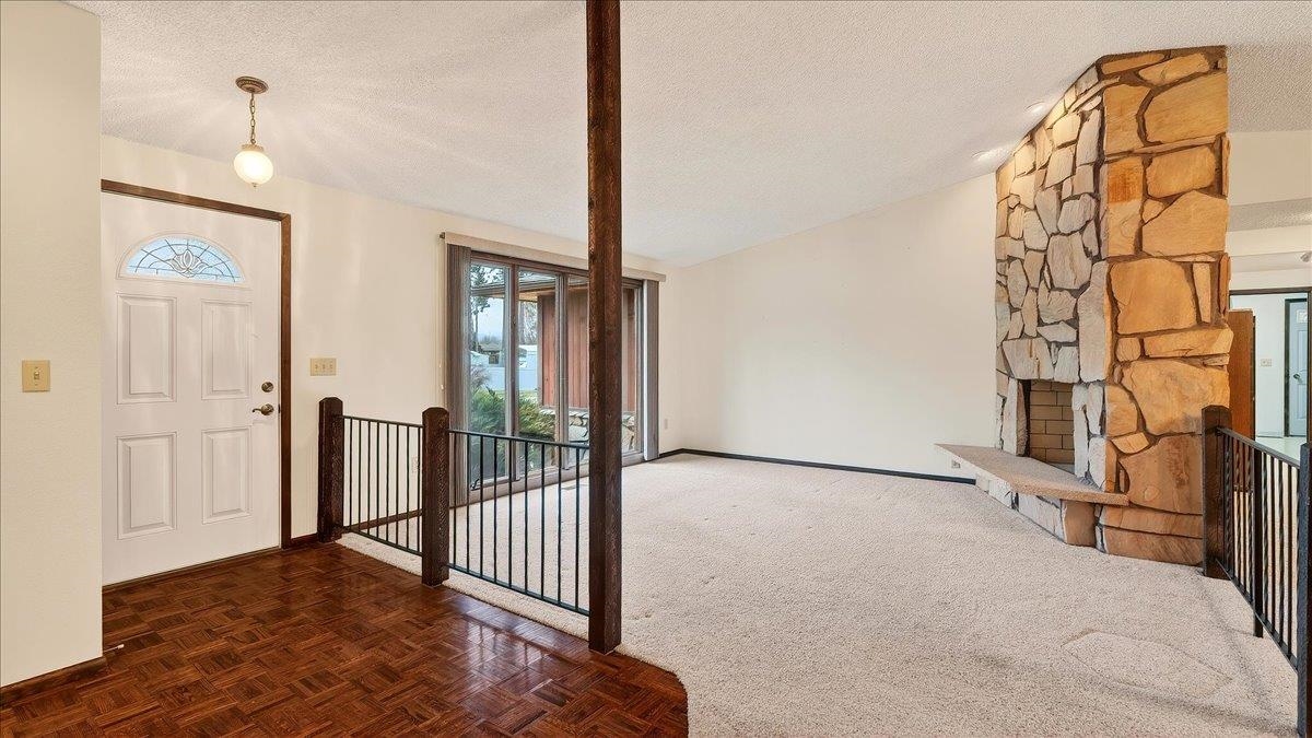 2426 S Houk Rd - Photo 4