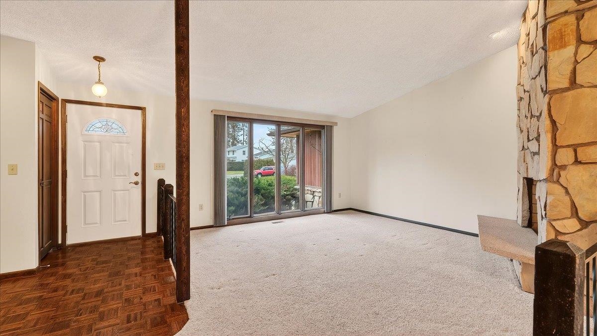 2426 S Houk Rd - Photo 6