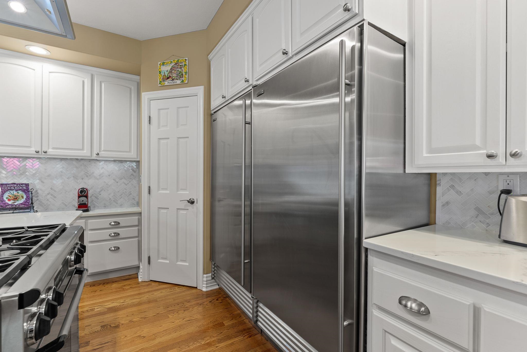 1611 E Heritage Ln - Photo 12