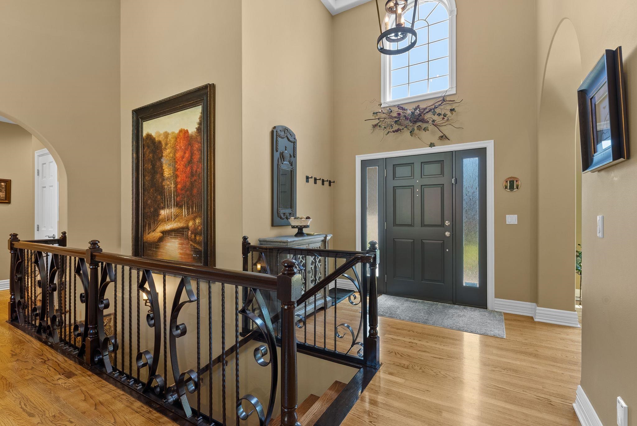 1611 E Heritage Ln - Photo 3