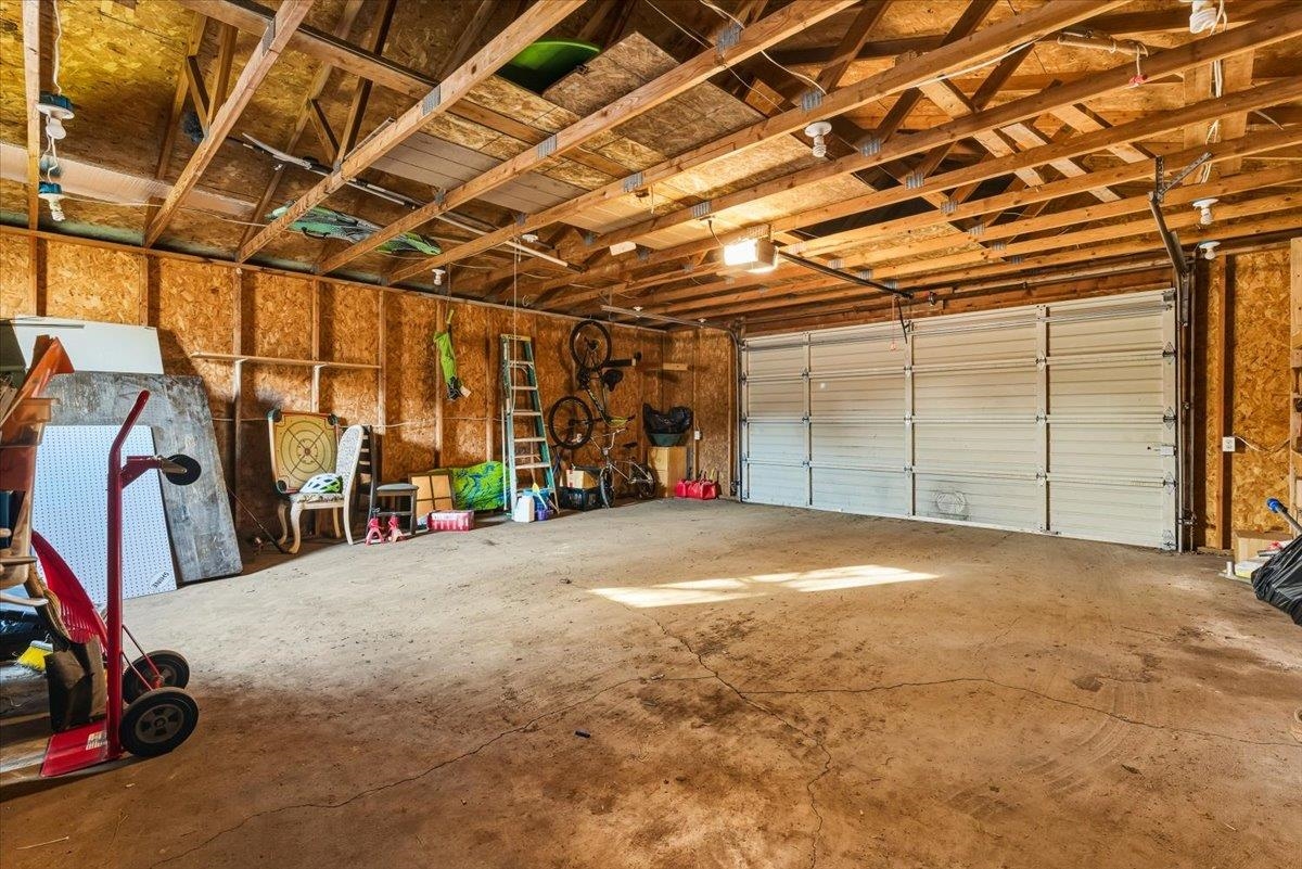 1527 E Bridgeport Ave - Photo 18