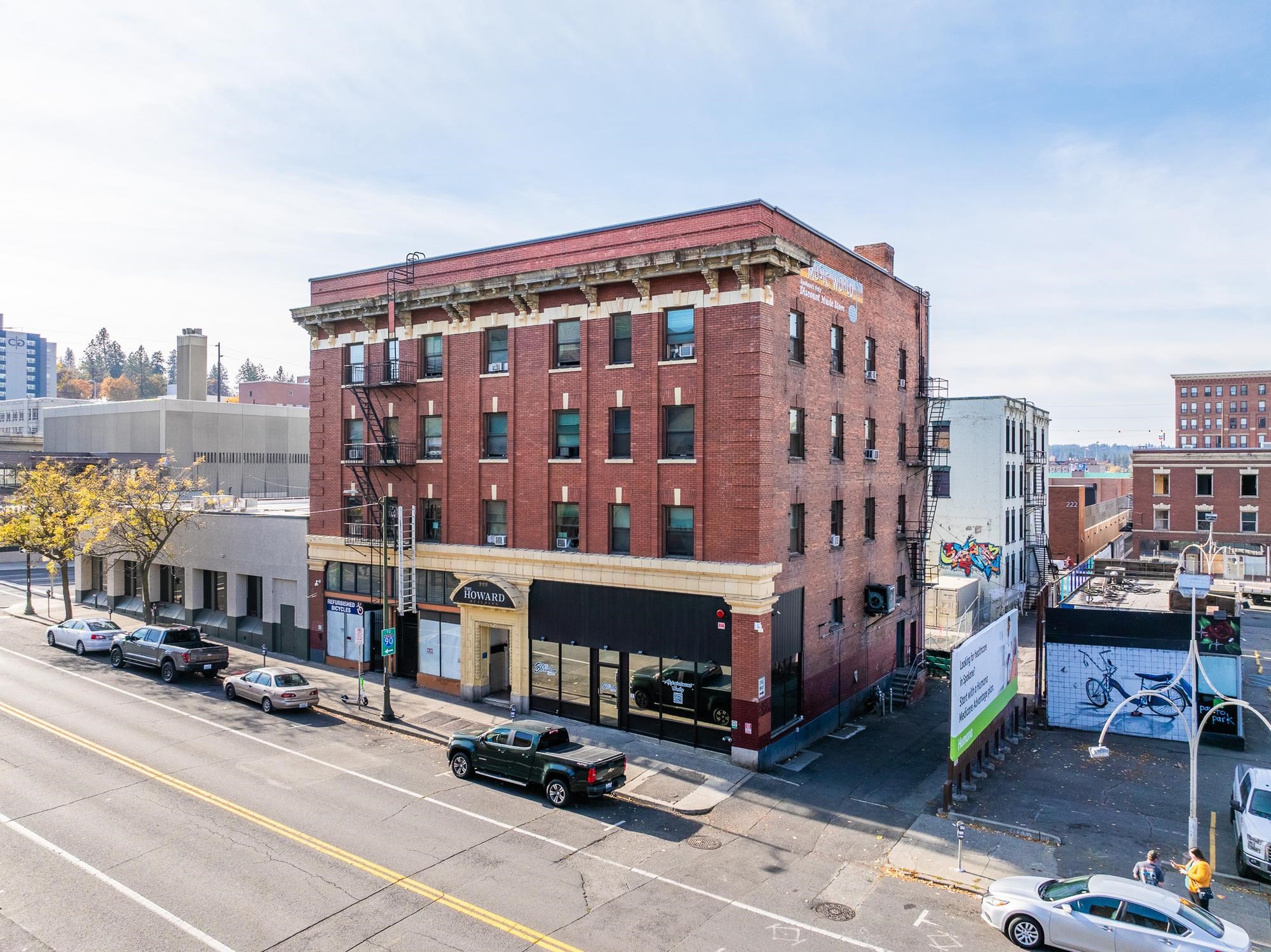 224 S Howard St - Photo 1