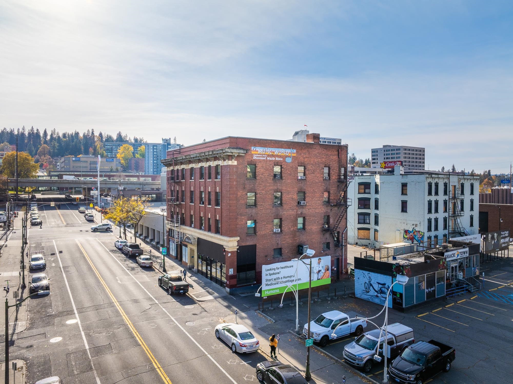 224 S Howard St - Photo 2