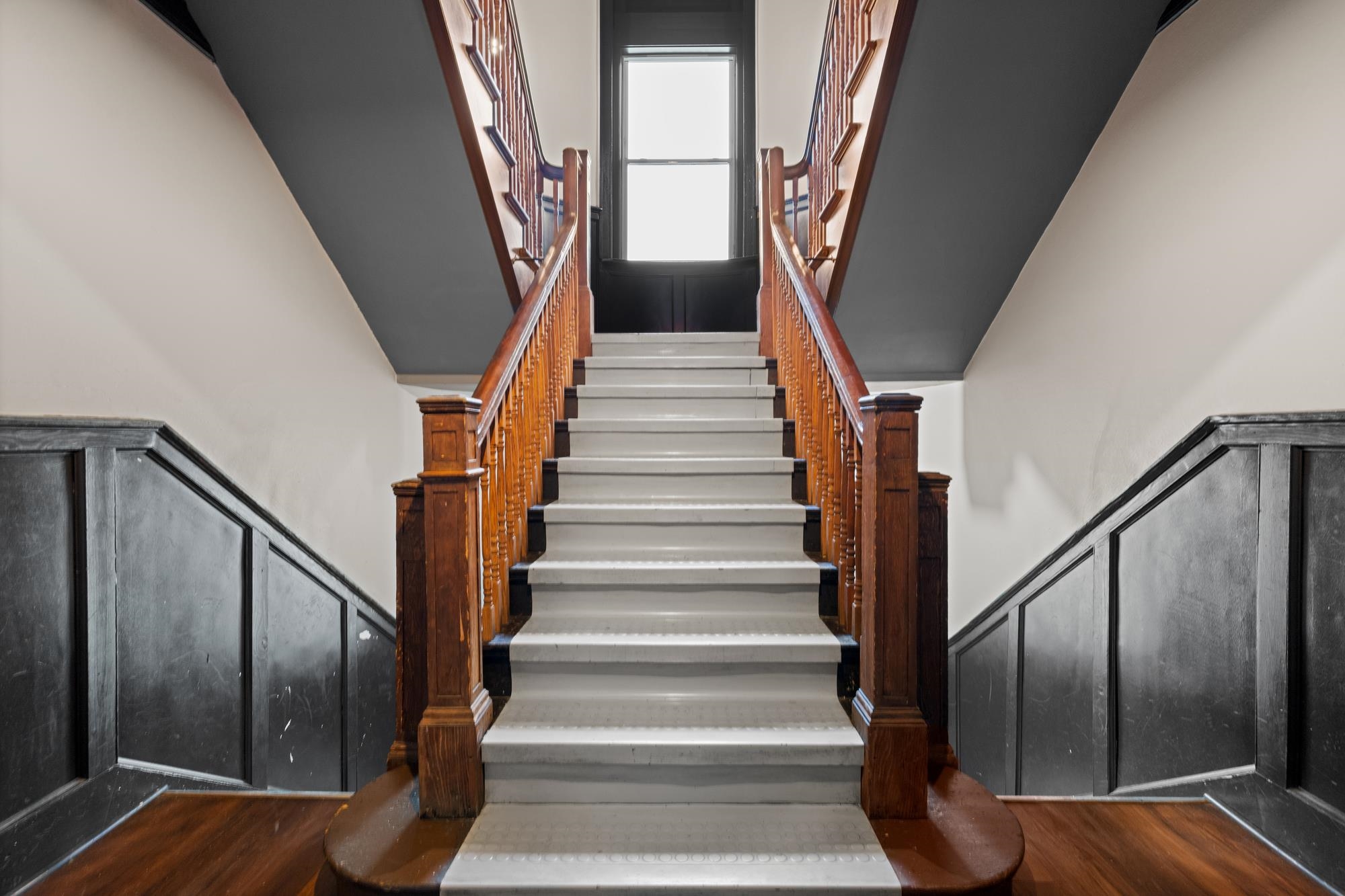 224 S Howard St - Photo 4