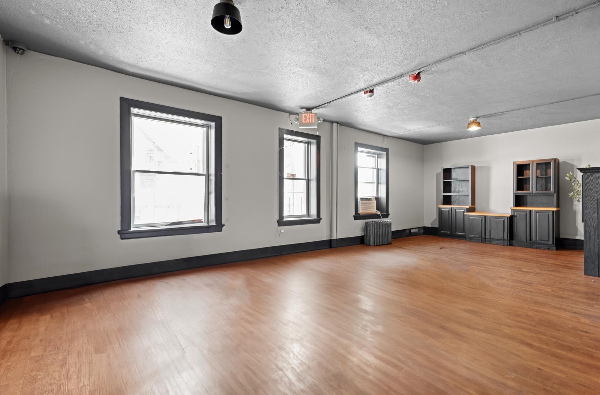 224 S Howard St - Photo 6
