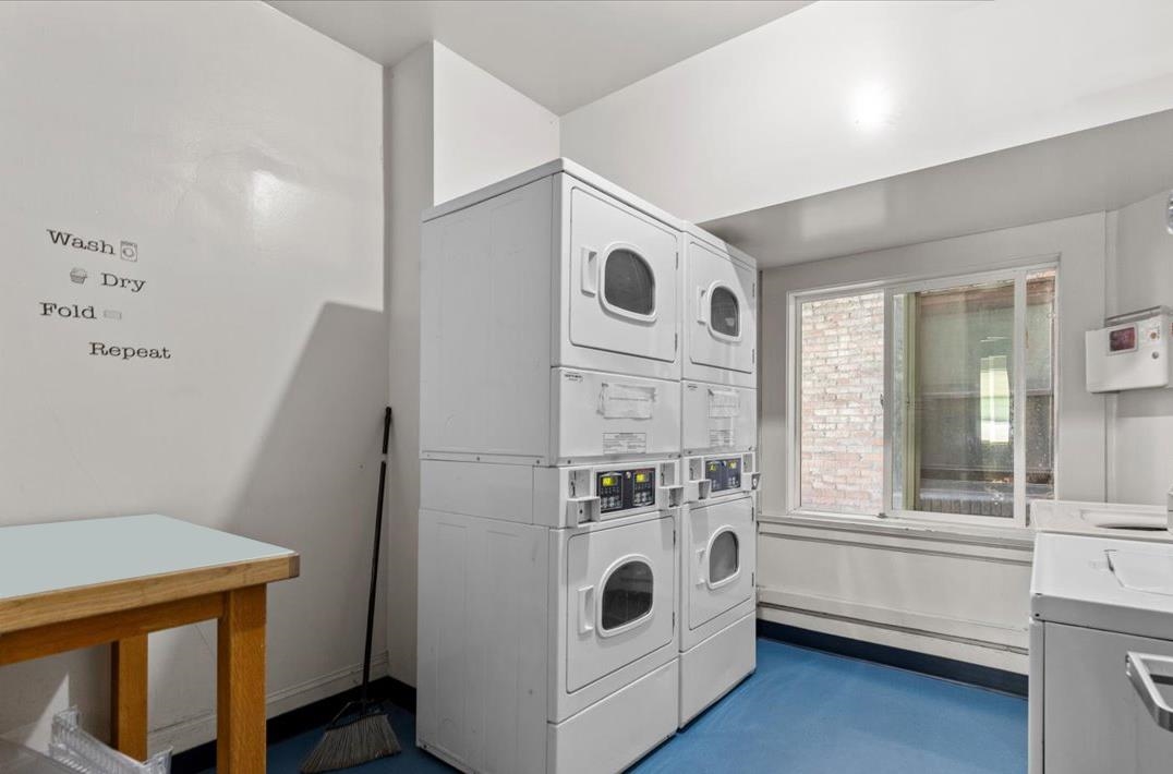 224 S Howard St - Photo 8