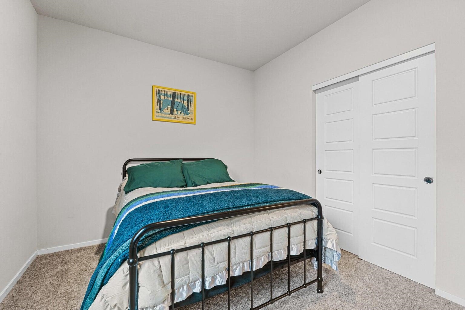 5414 E Bridgeport Ct - Photo 16
