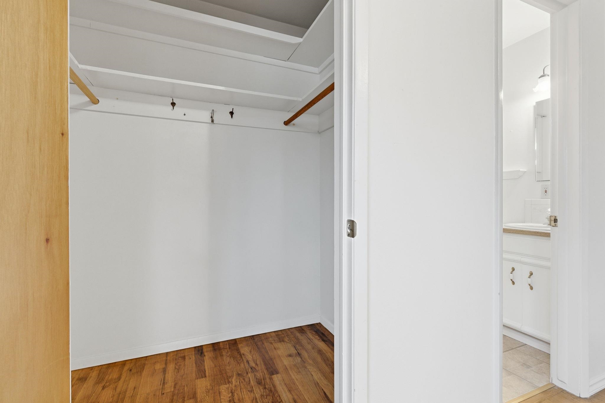 1918 W Kiernan Ave - Photo 17