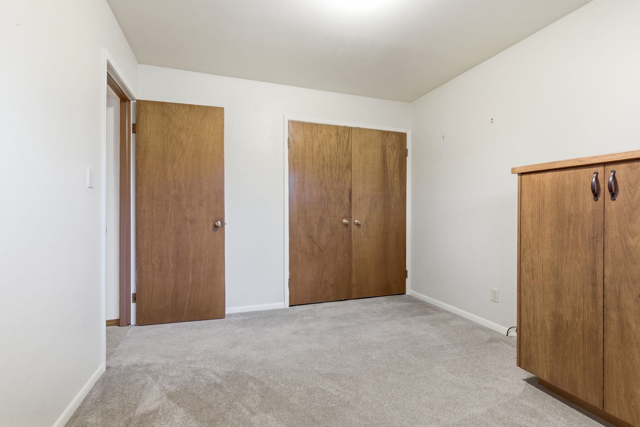 1918 W Kiernan Ave - Photo 19