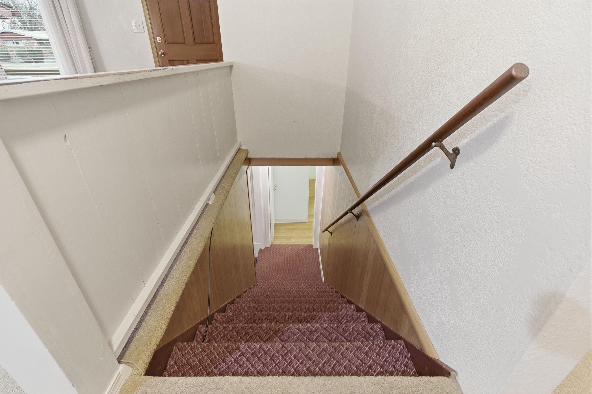 1918 W Kiernan Ave - Photo 24