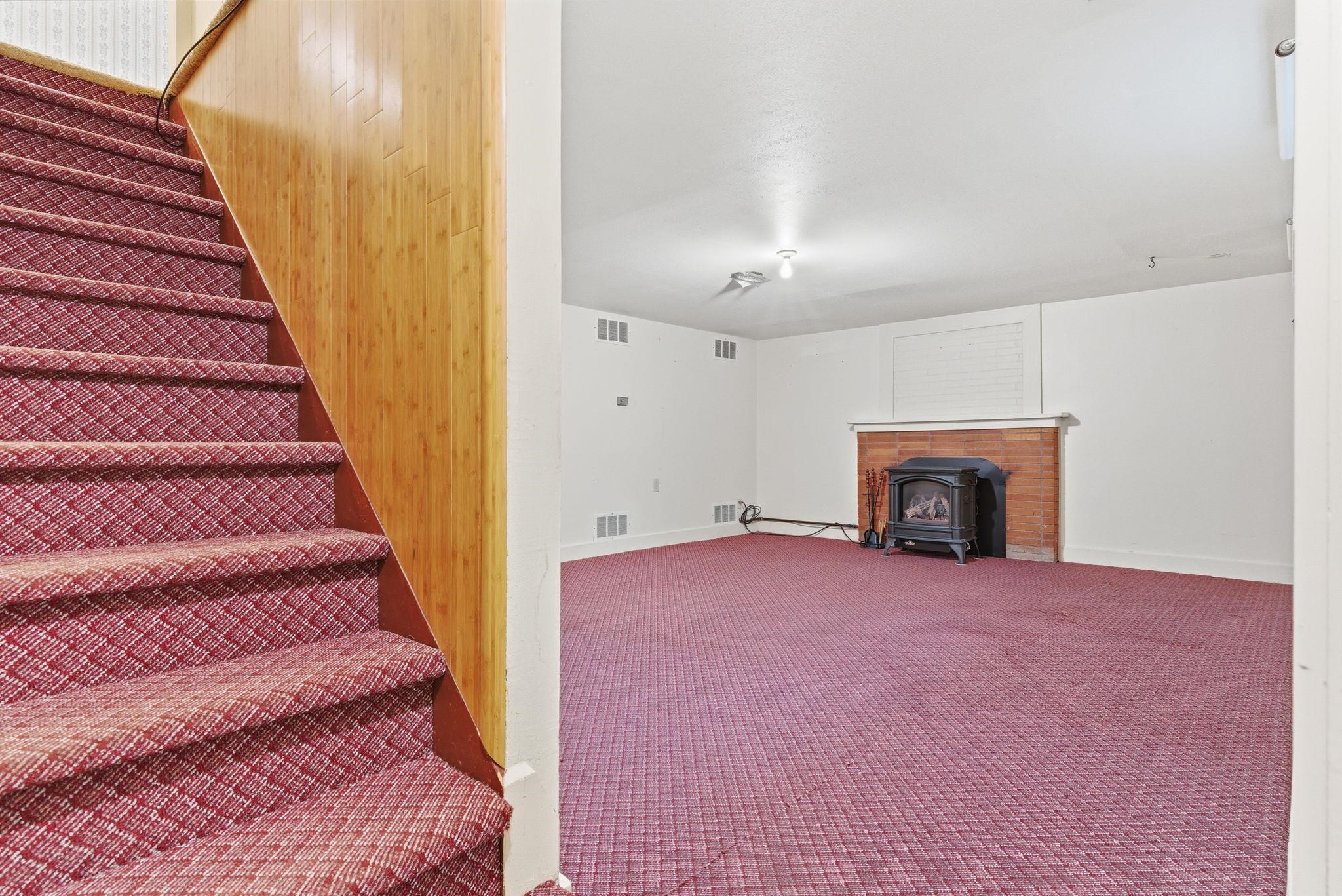 1918 W Kiernan Ave - Photo 25