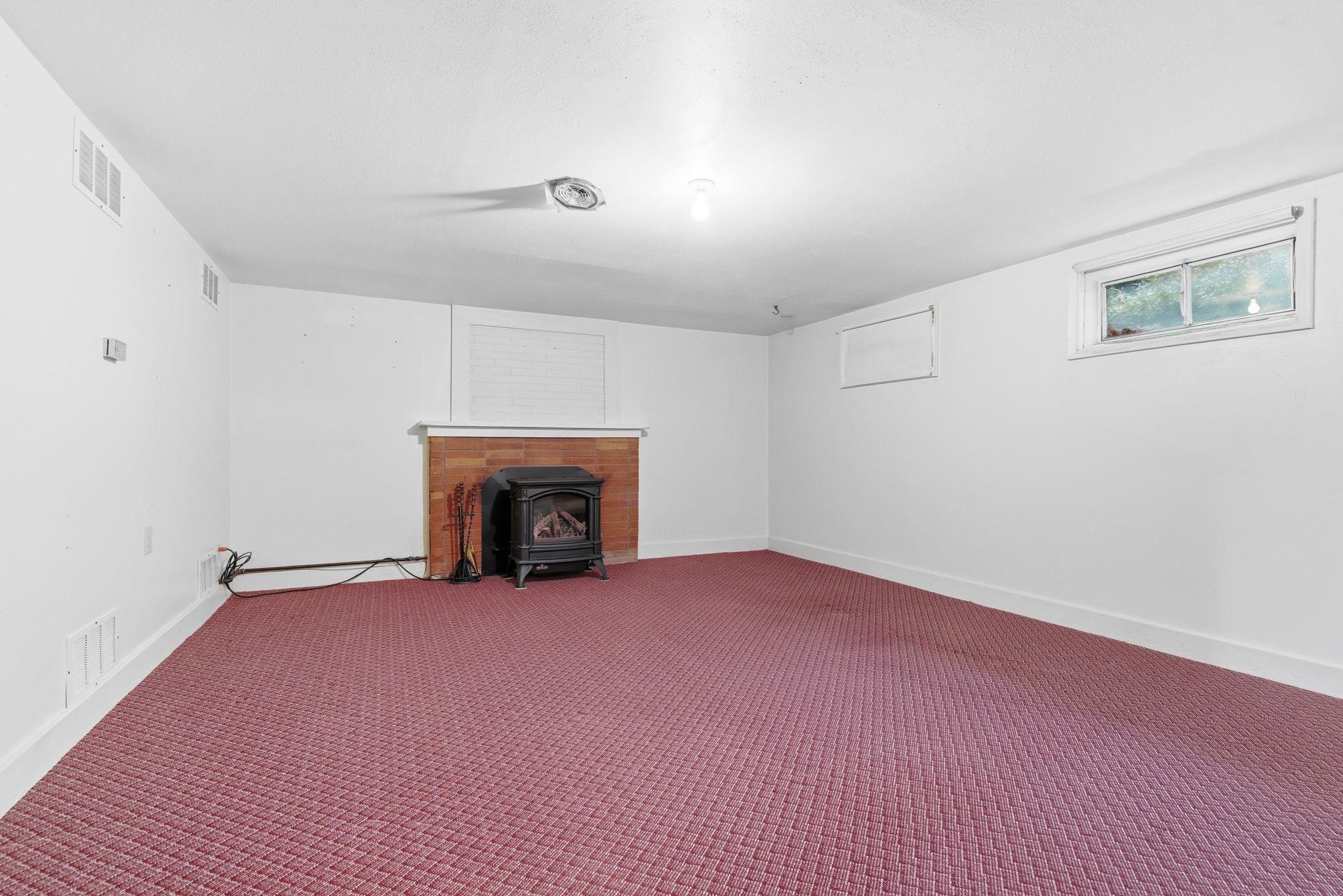 1918 W Kiernan Ave - Photo 26