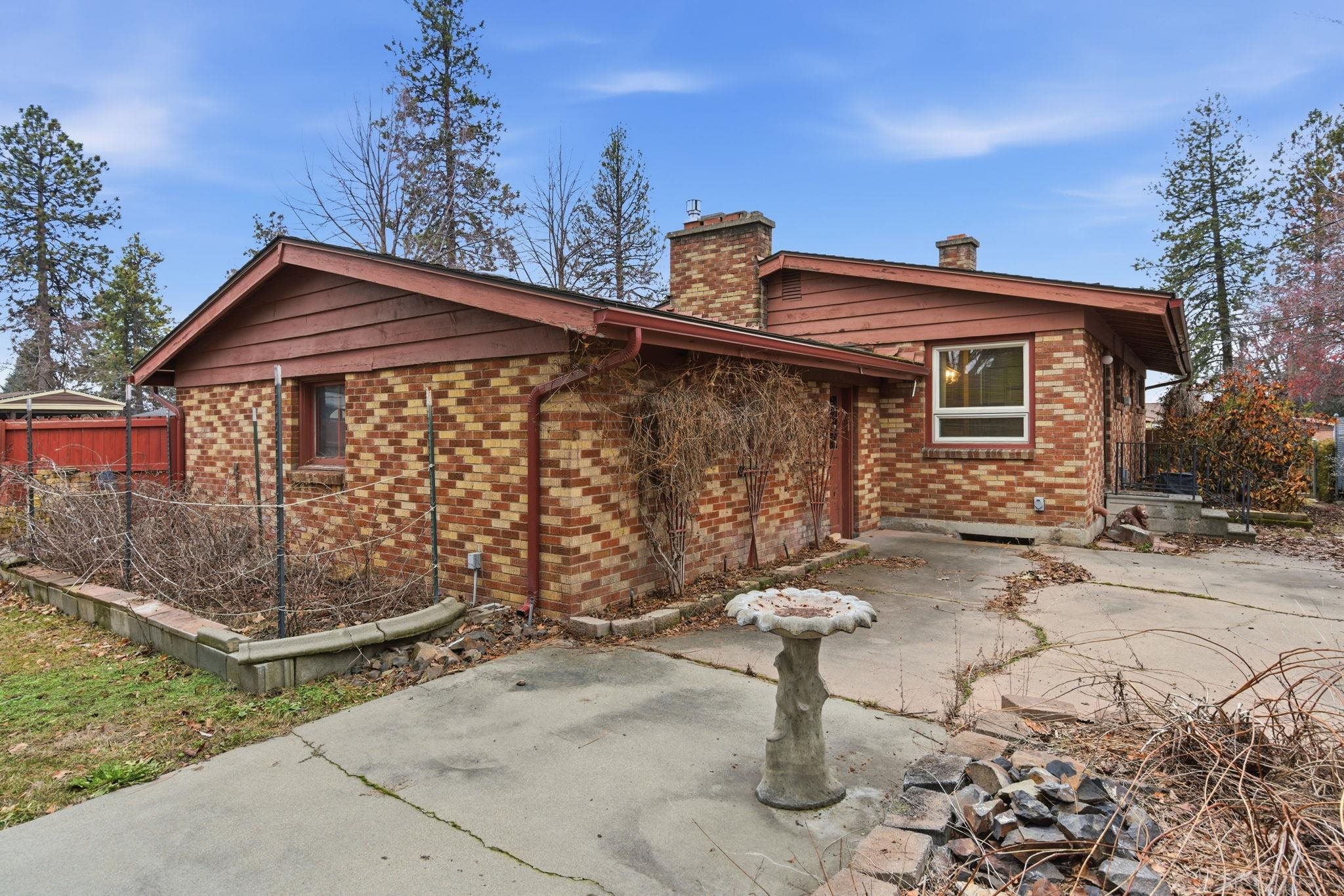 1918 W Kiernan Ave - Photo 38