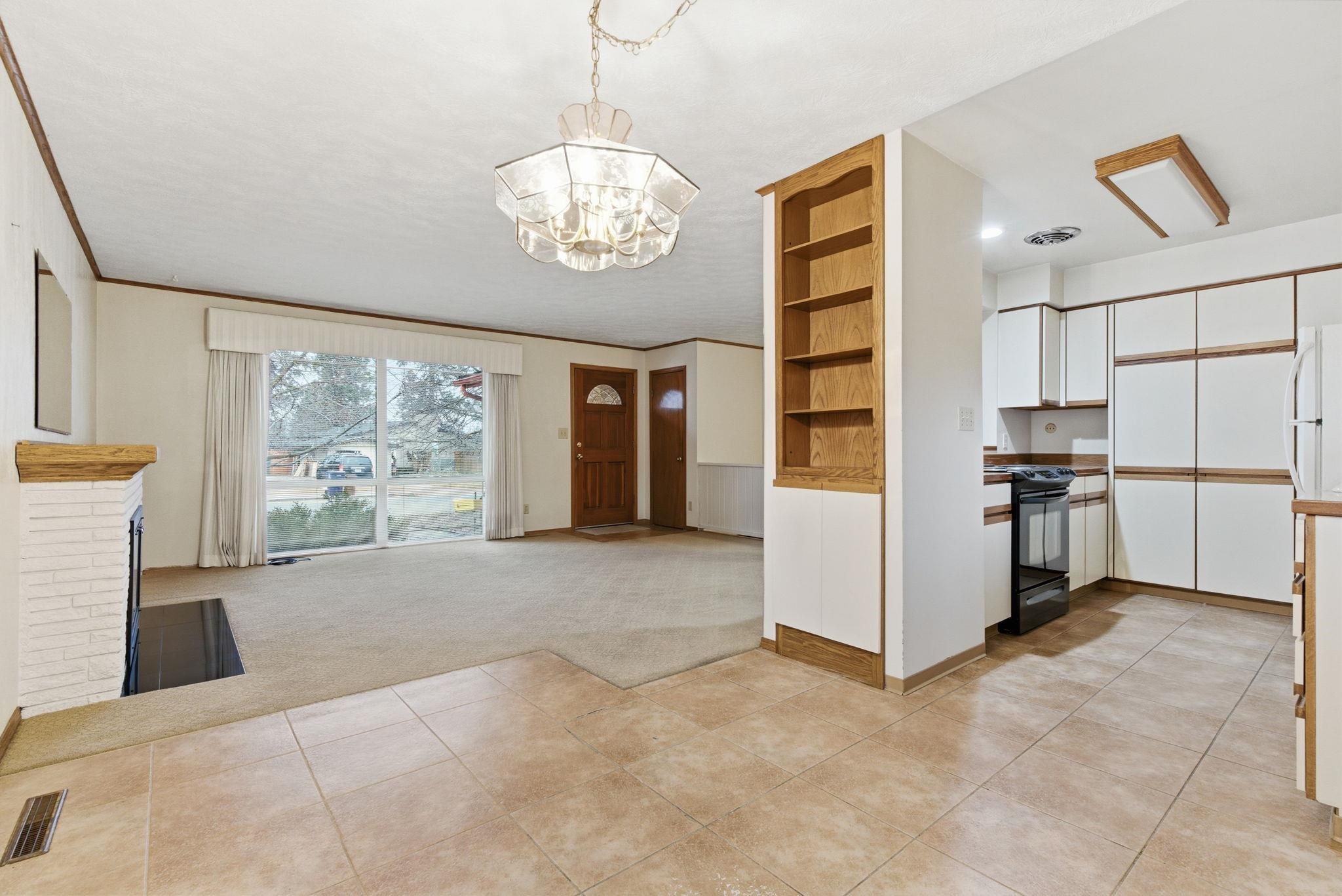 1918 W Kiernan Ave - Photo 6