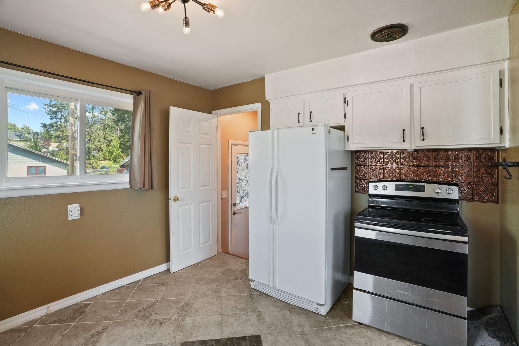 2809 S Ray St - Photo 11