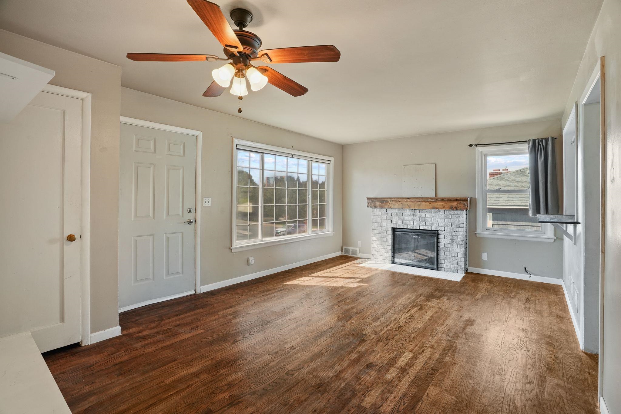 2809 S Ray St - Photo 3