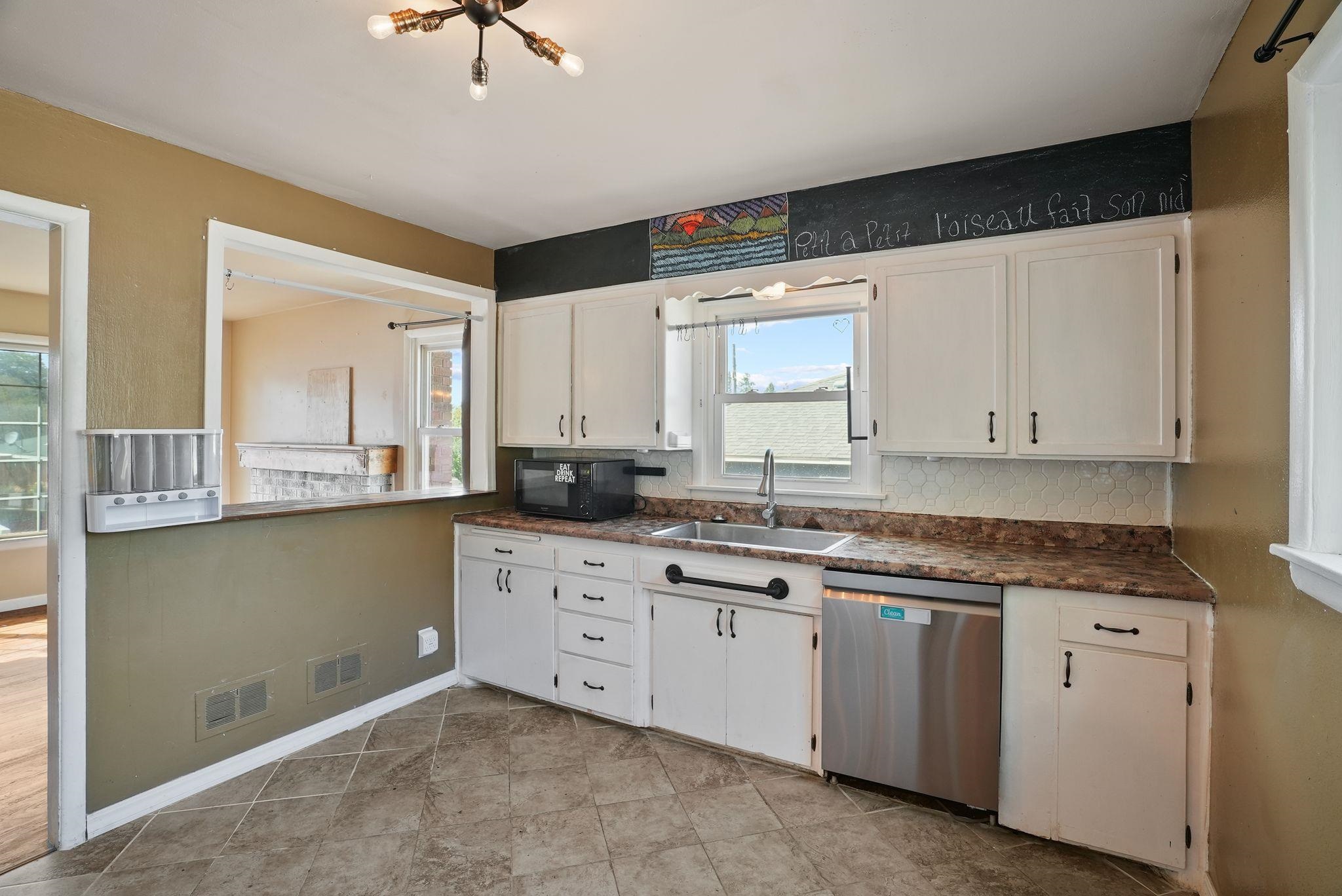 2809 S Ray St - Photo 9