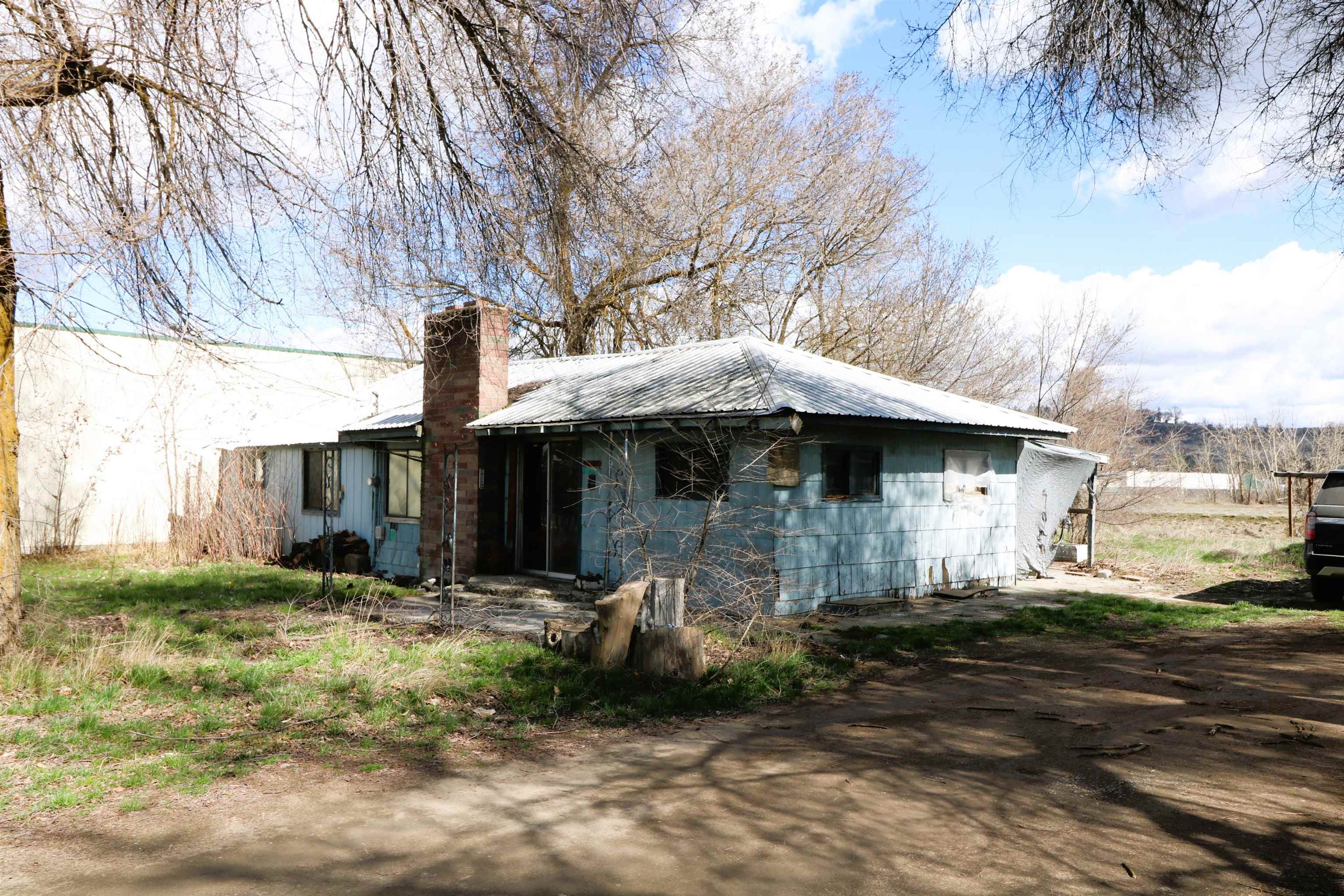 7408 N Market St - Photo 8