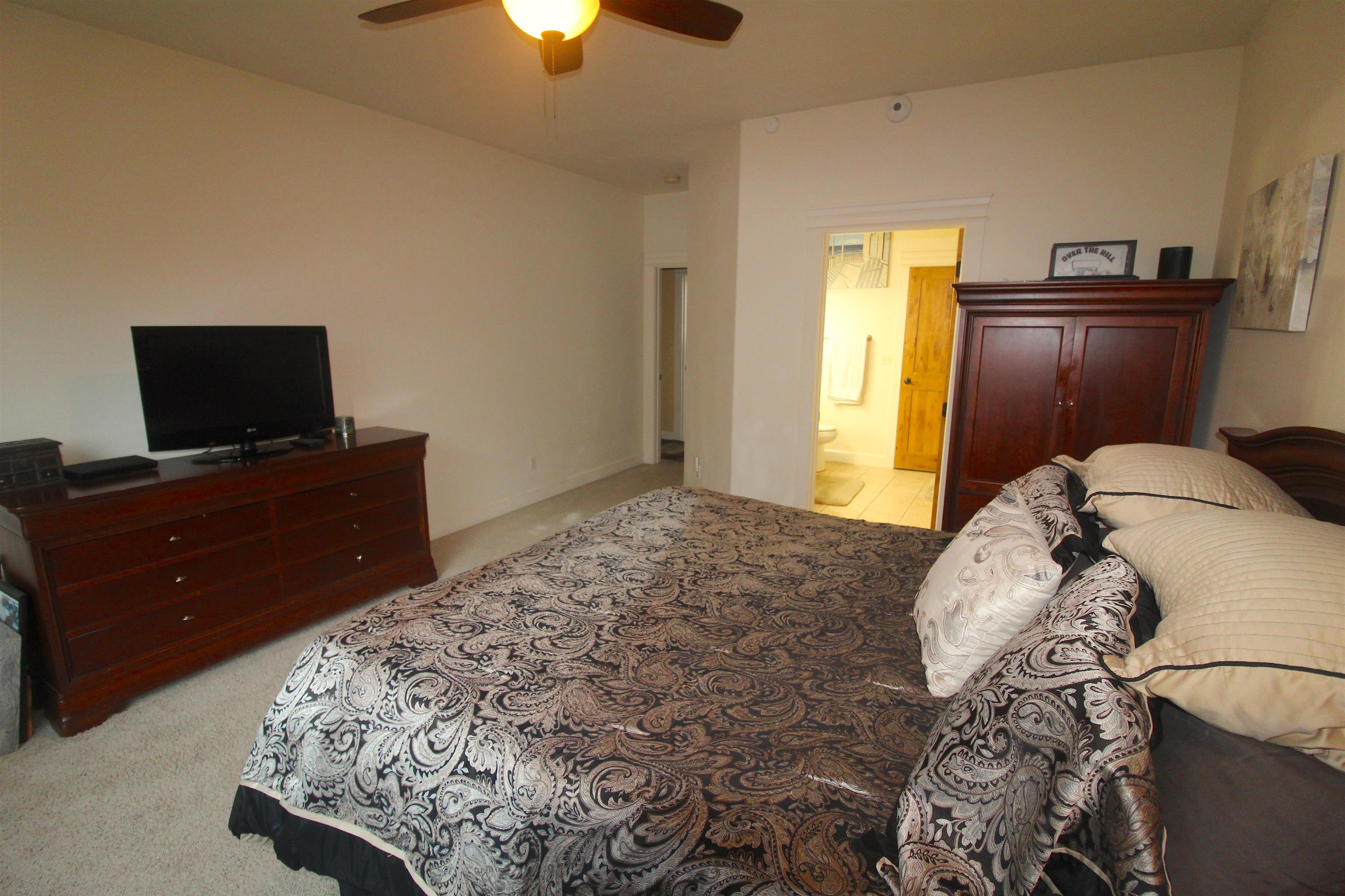 2609 W Hawthorne Rd - Photo 16