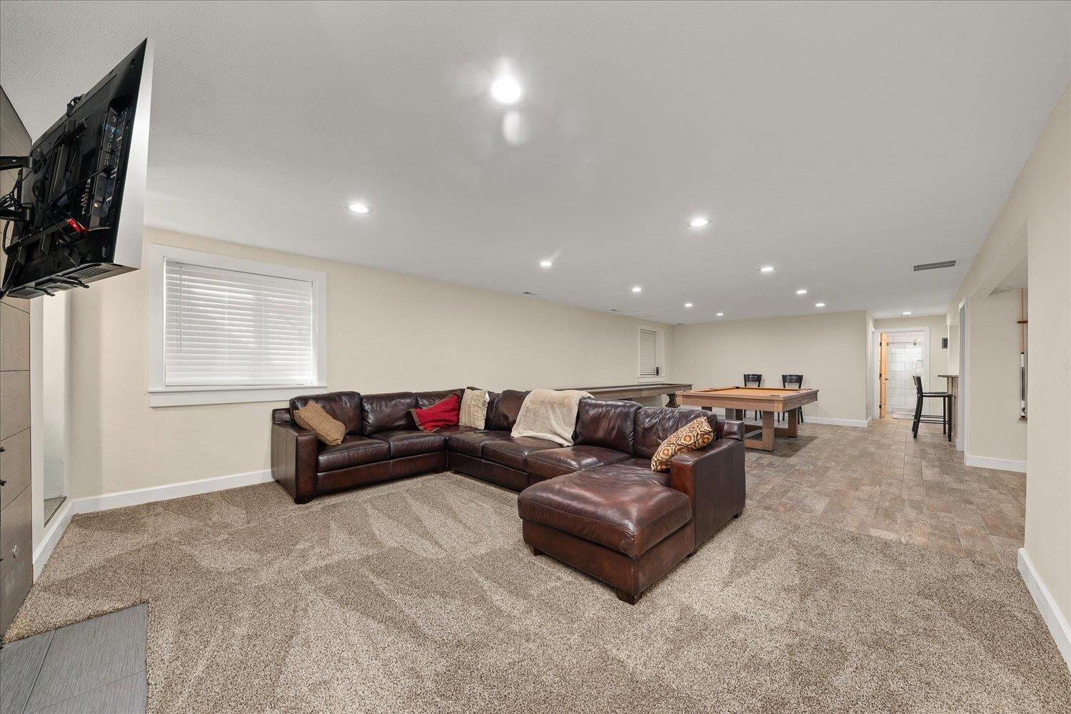2609 W Hawthorne Rd - Photo 29