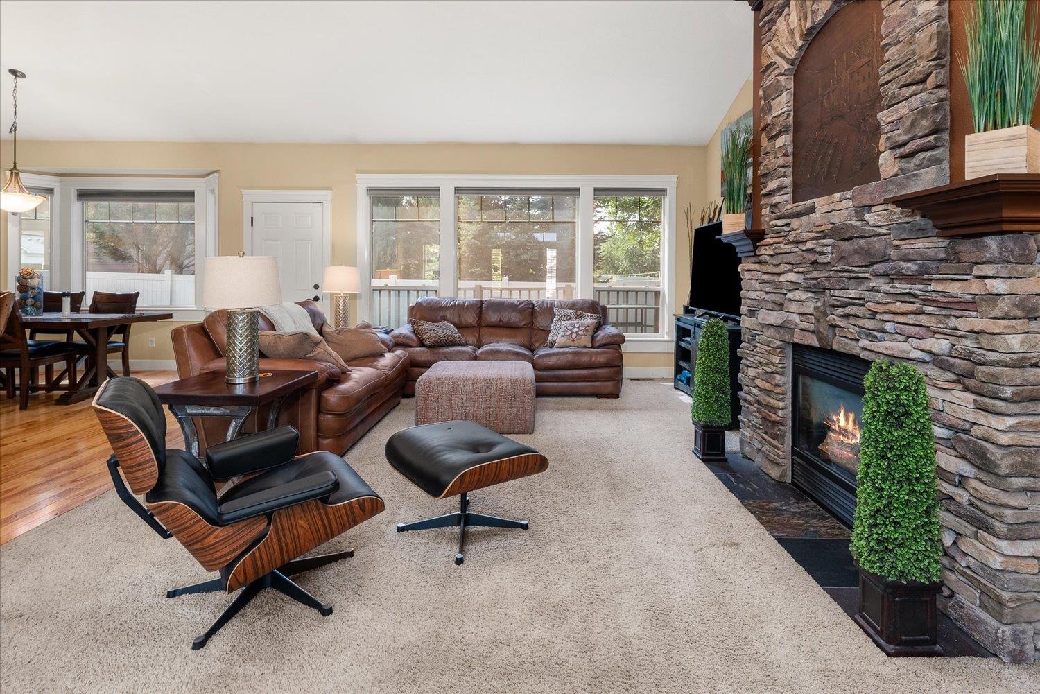 2609 W Hawthorne Rd - Photo 6