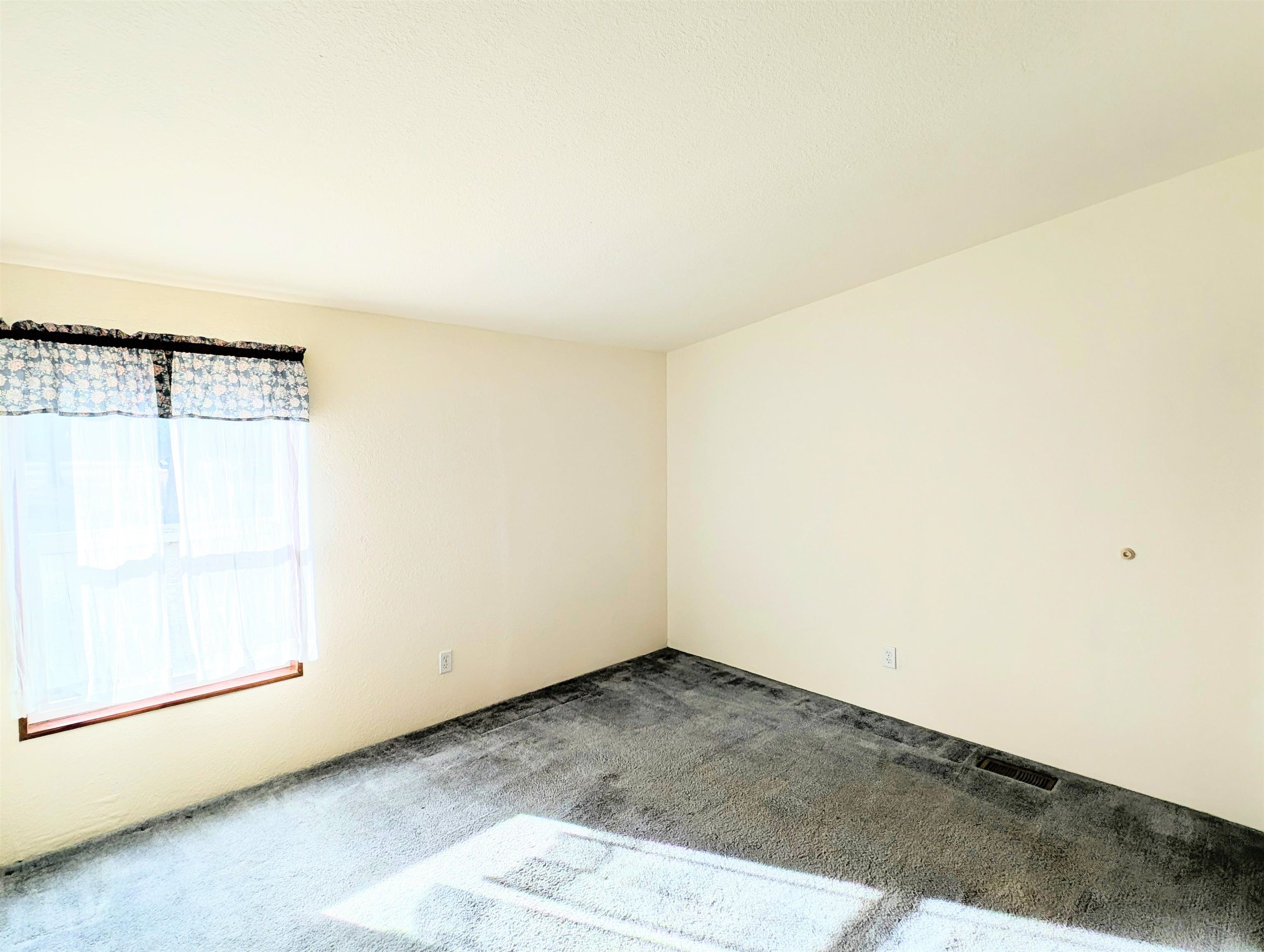 4040 Lyon Moss Rd - Photo 15