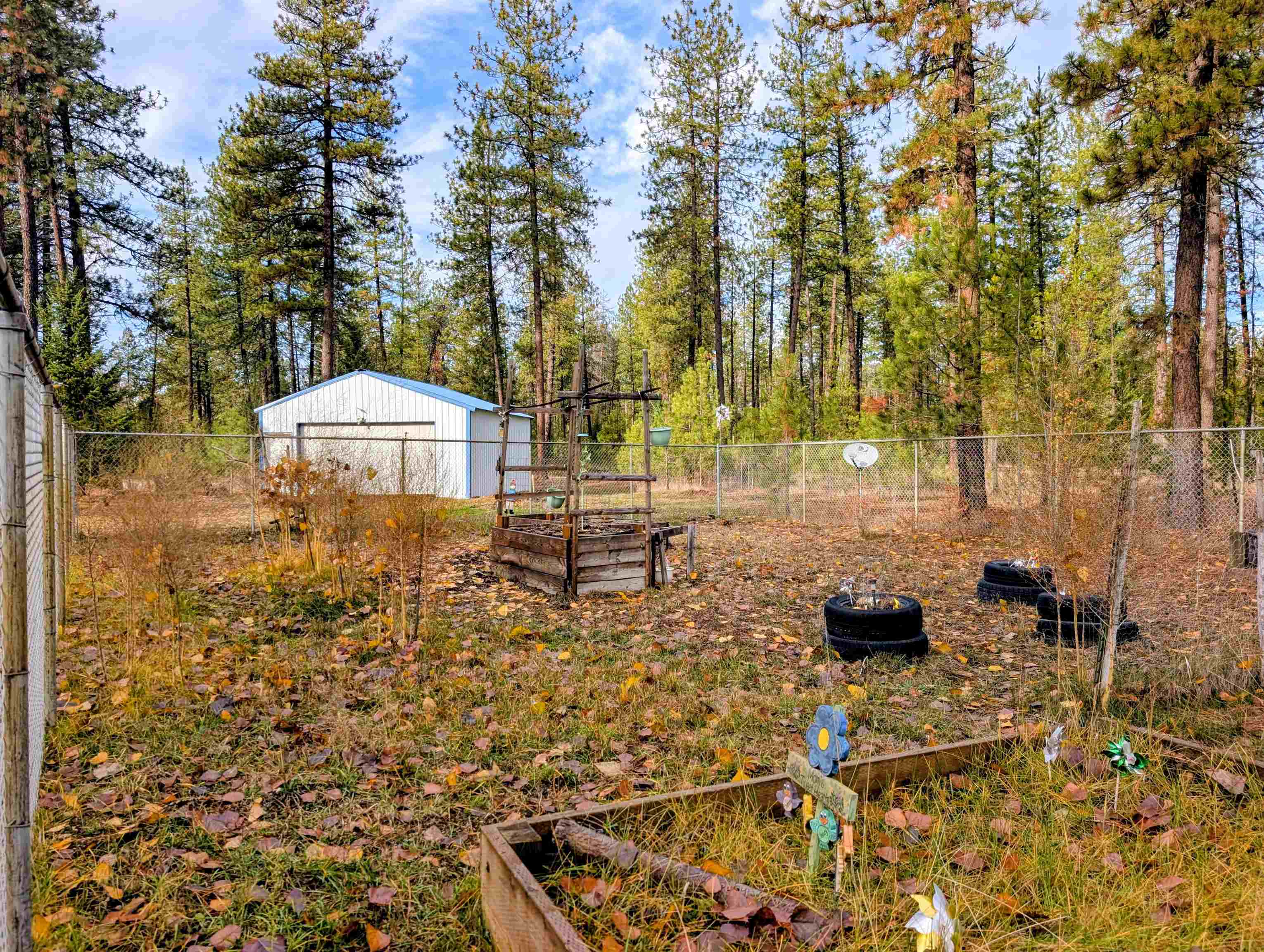 4040 Lyon Moss Rd - Photo 33