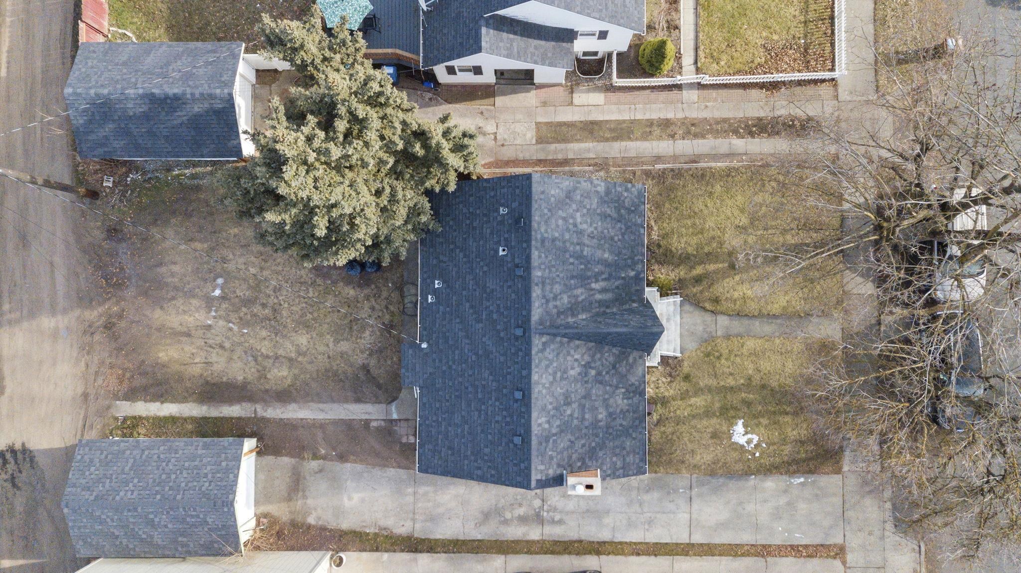 407 E HOFFMAN Ave - Photo 22