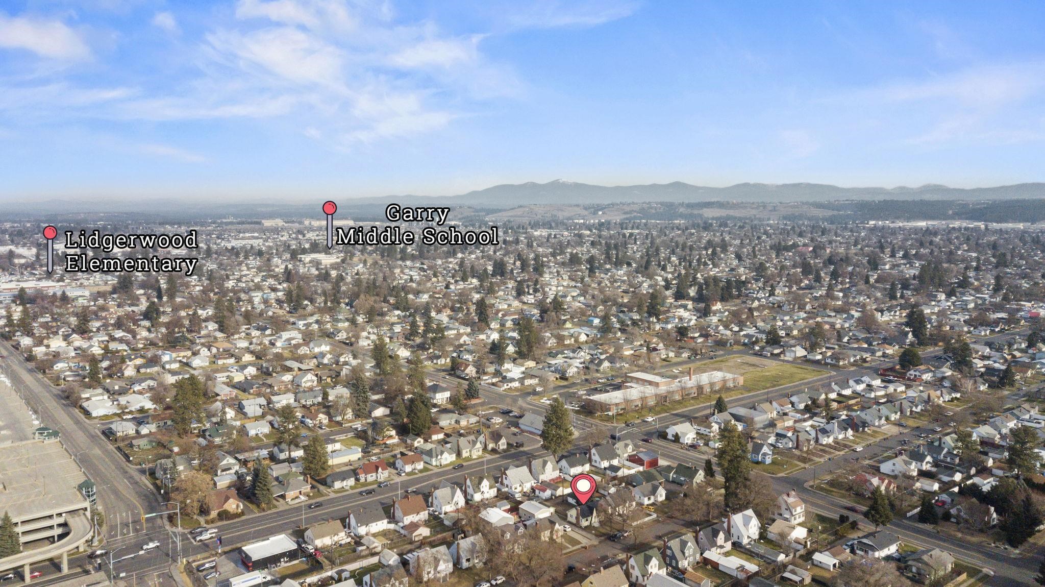 407 E HOFFMAN Ave - Photo 24