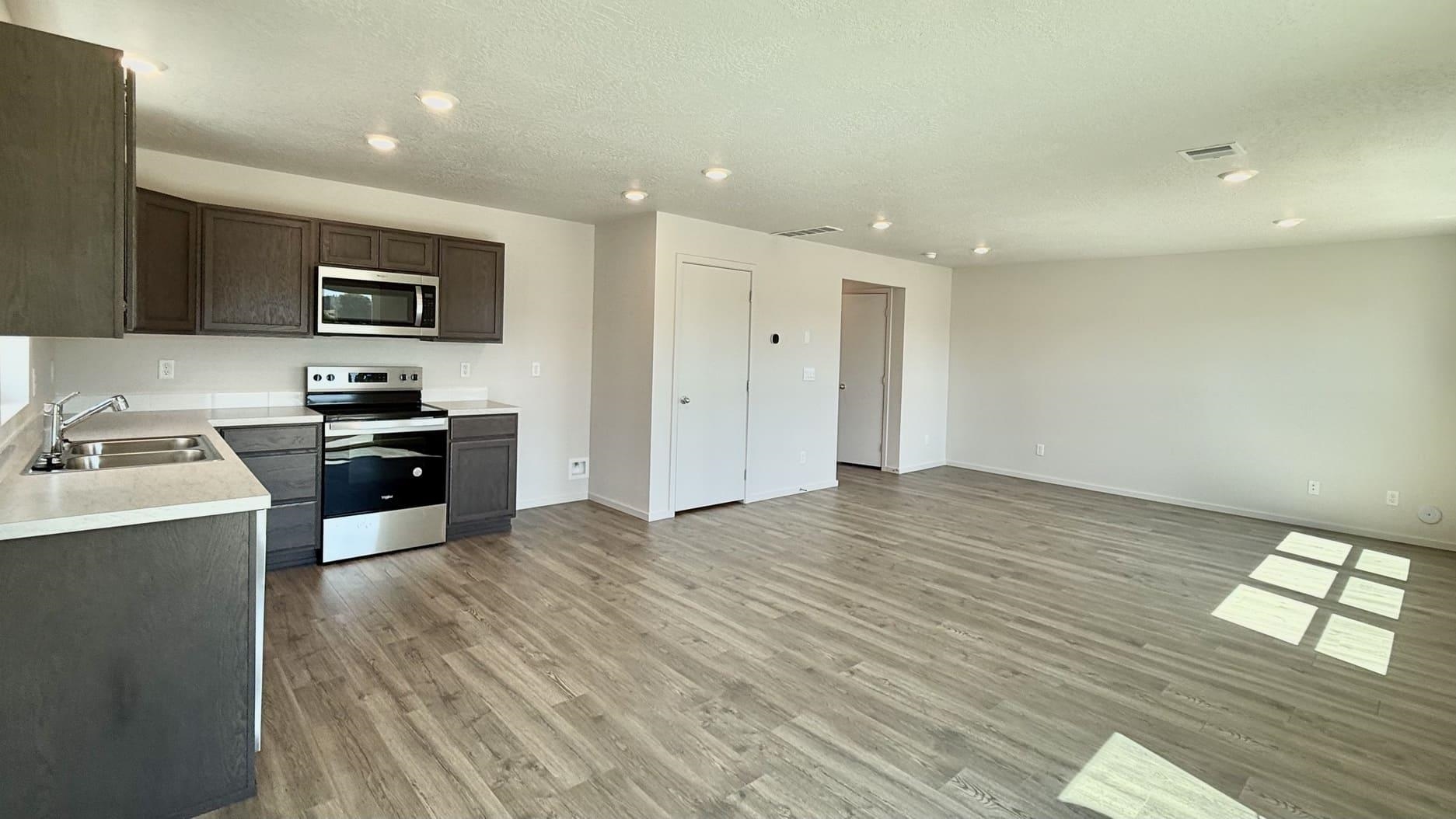 10515 W Champion Rd - Photo 2