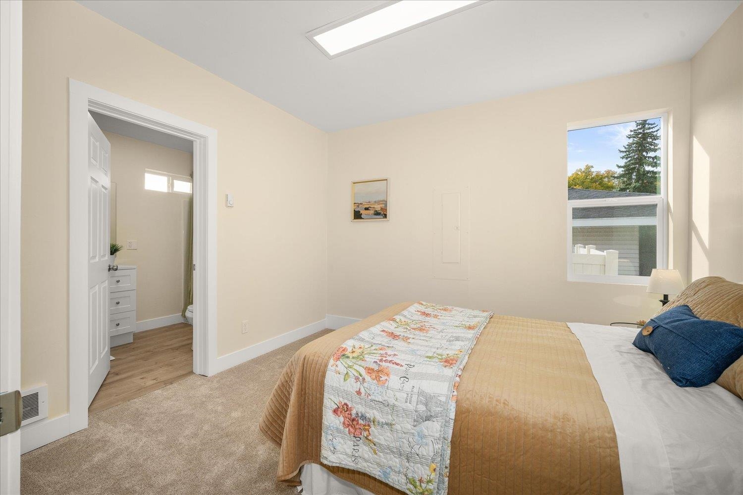405 W 2nd St - Photo 12