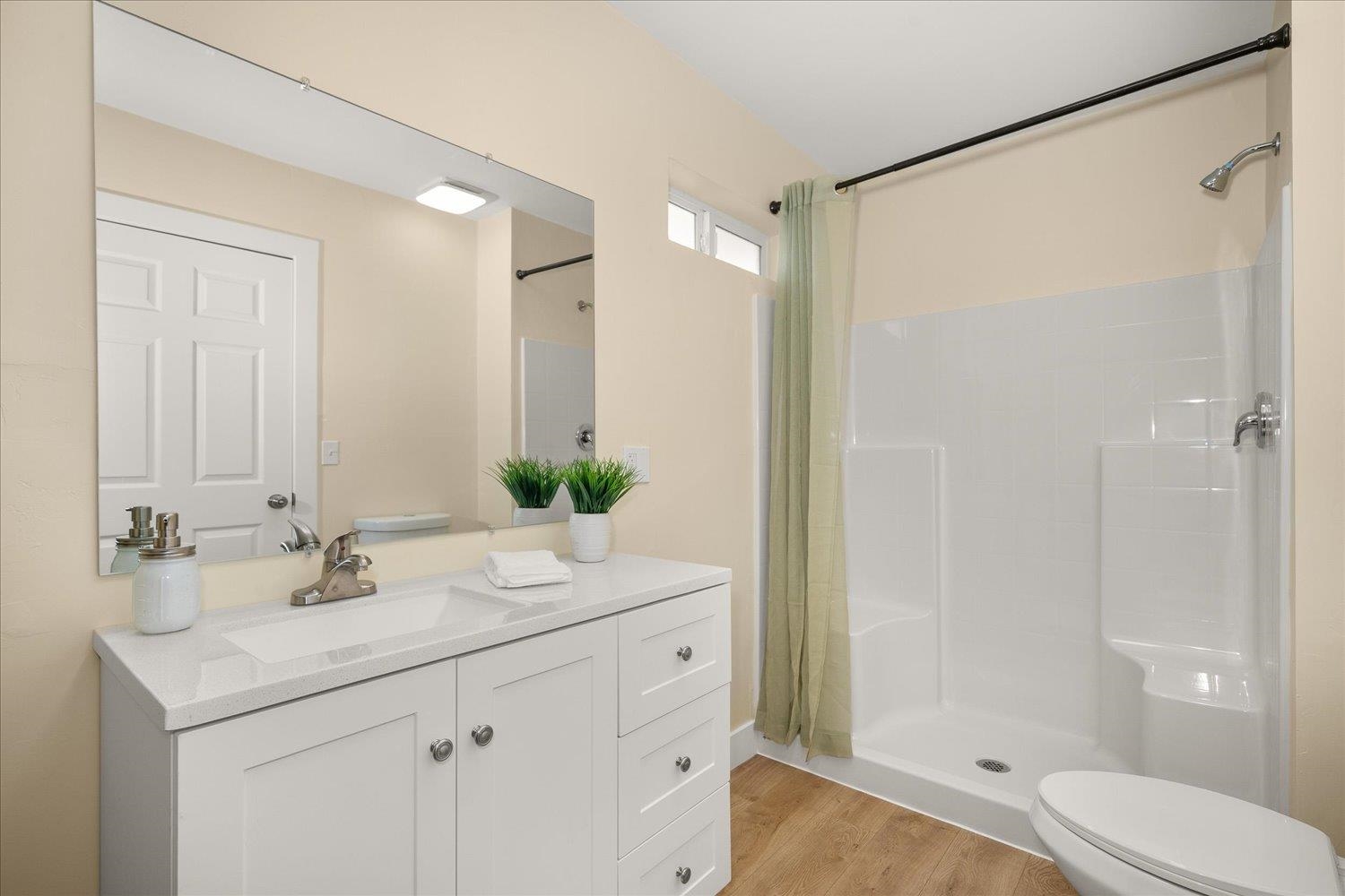 405 W 2nd St - Photo 13