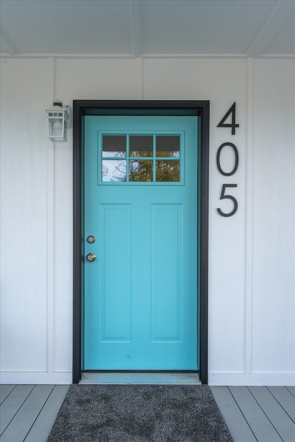 405 W 2nd St - Photo 4