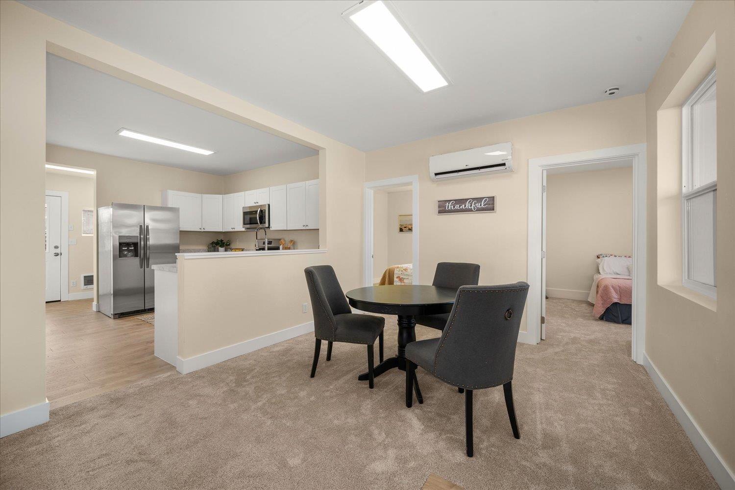 405 W 2nd St - Photo 7