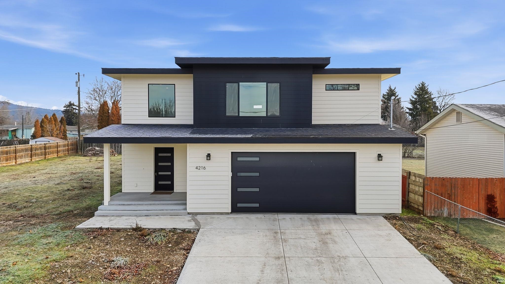 4216 N Silas Dr - Photo 1