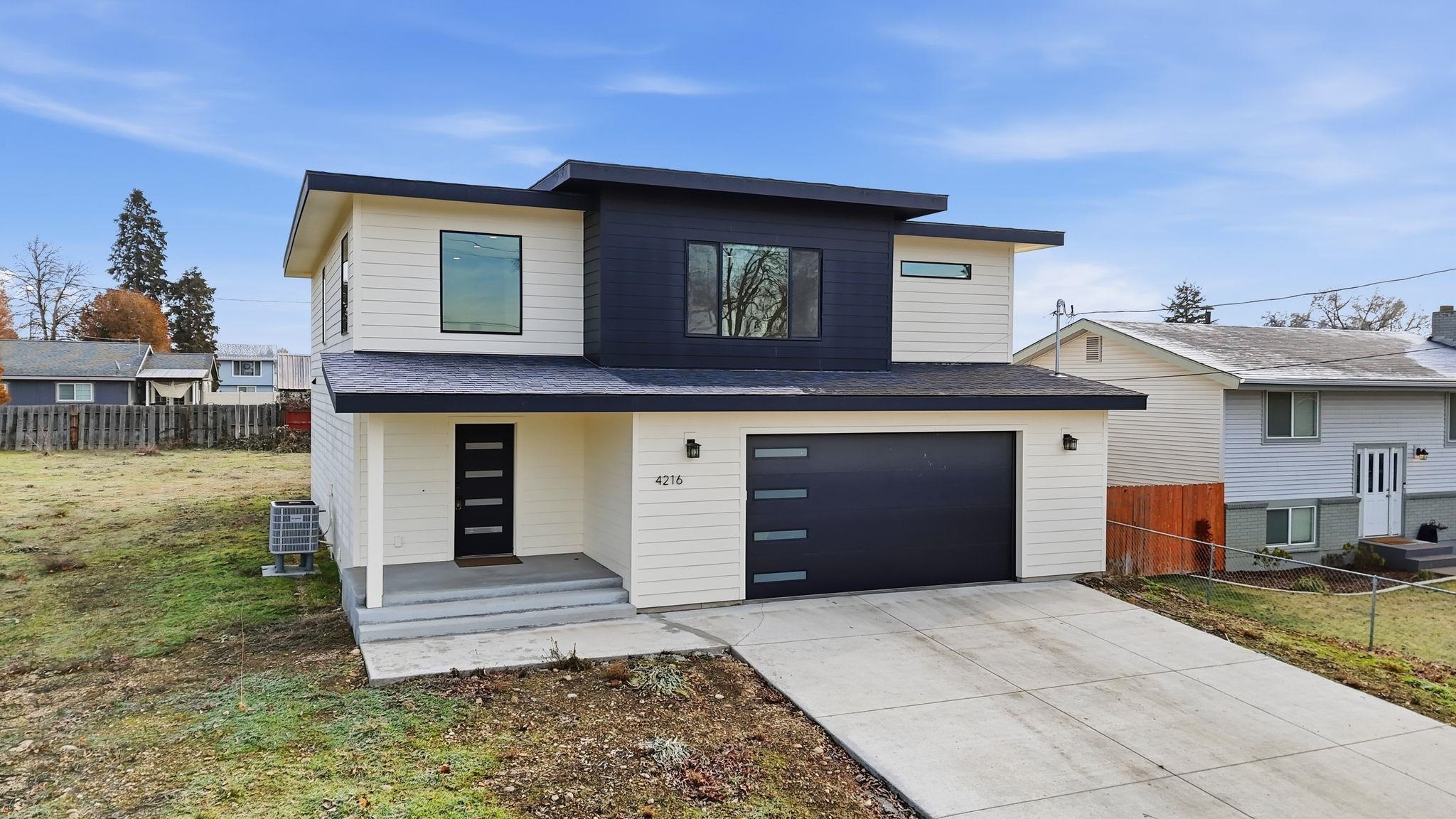 4216 N Silas Dr - Photo 2