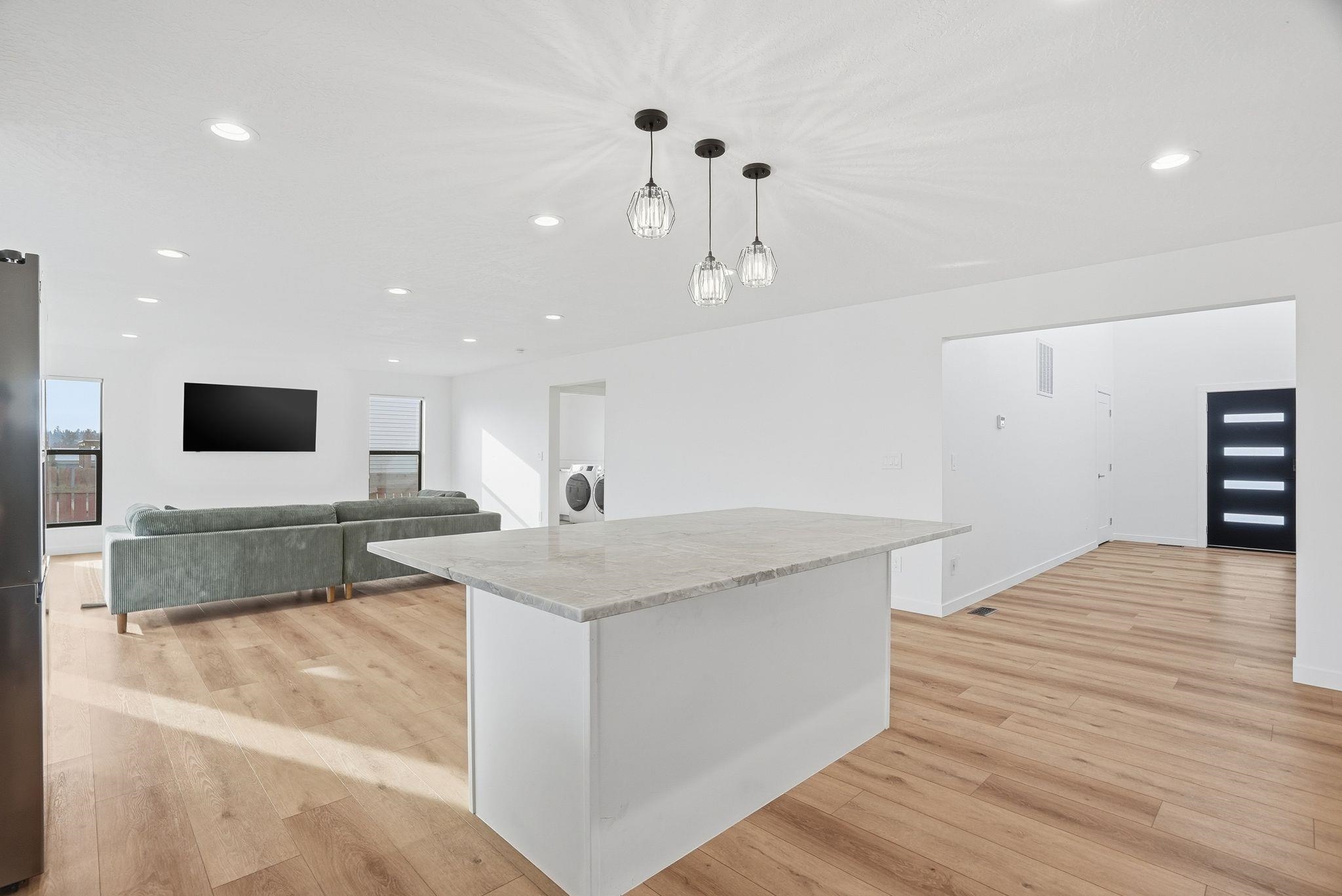 4216 N Silas Dr - Photo 13