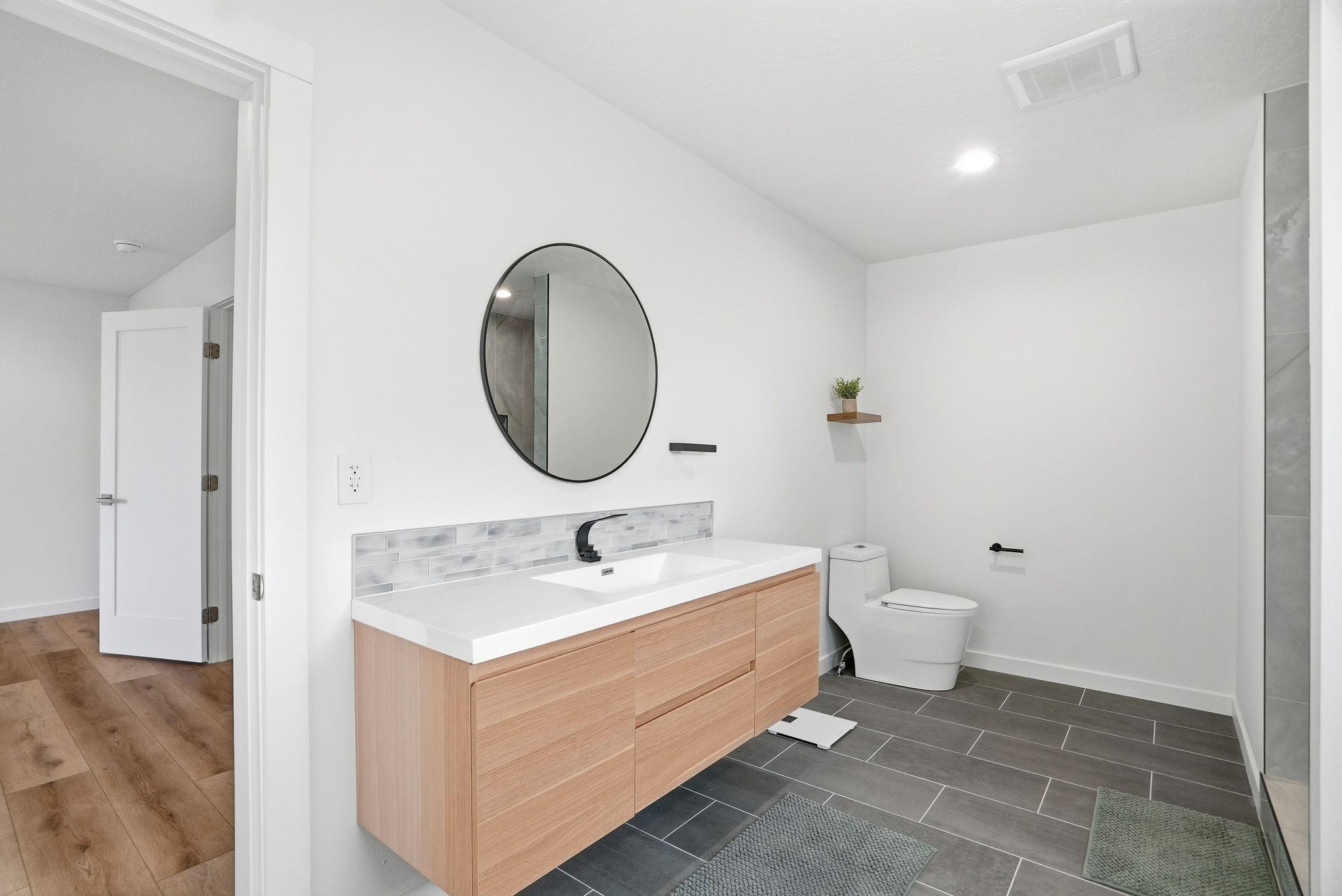 4216 N Silas Dr - Photo 17