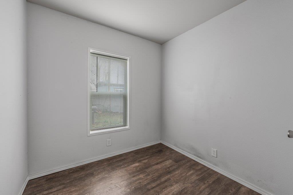 11920 E Mansfield Ave - Photo 11