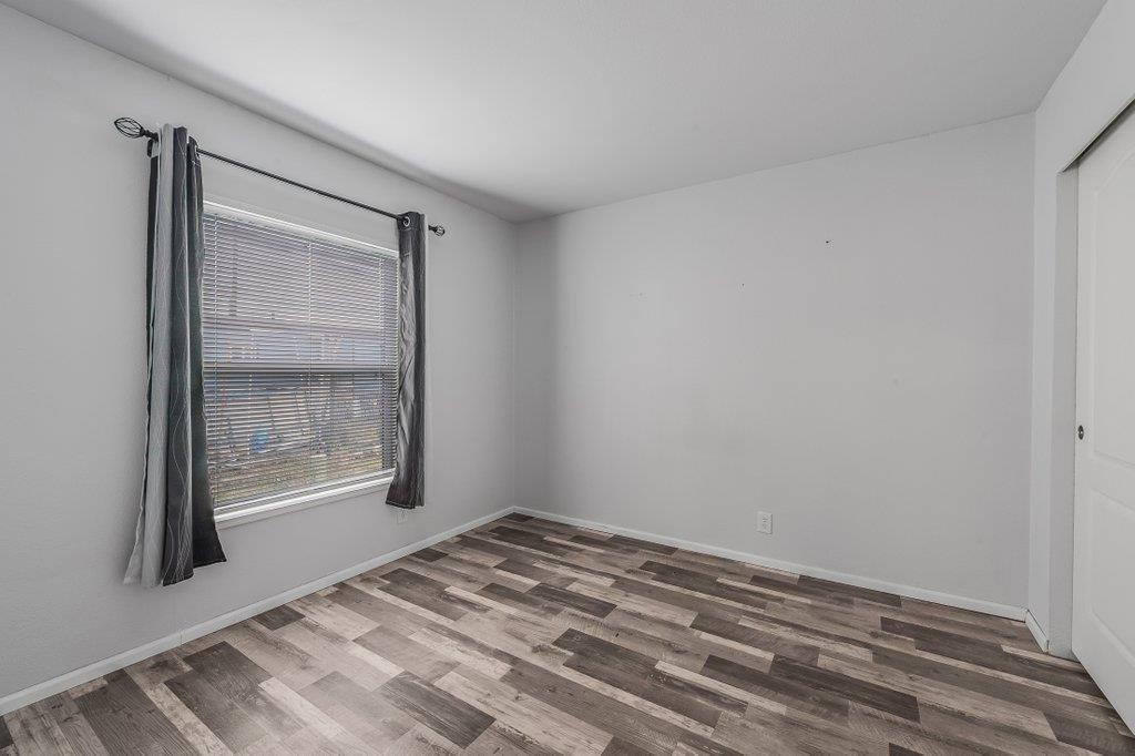 11920 E Mansfield Ave - Photo 16