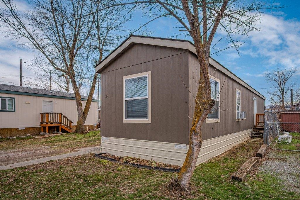 11920 E Mansfield Ave - Photo 20