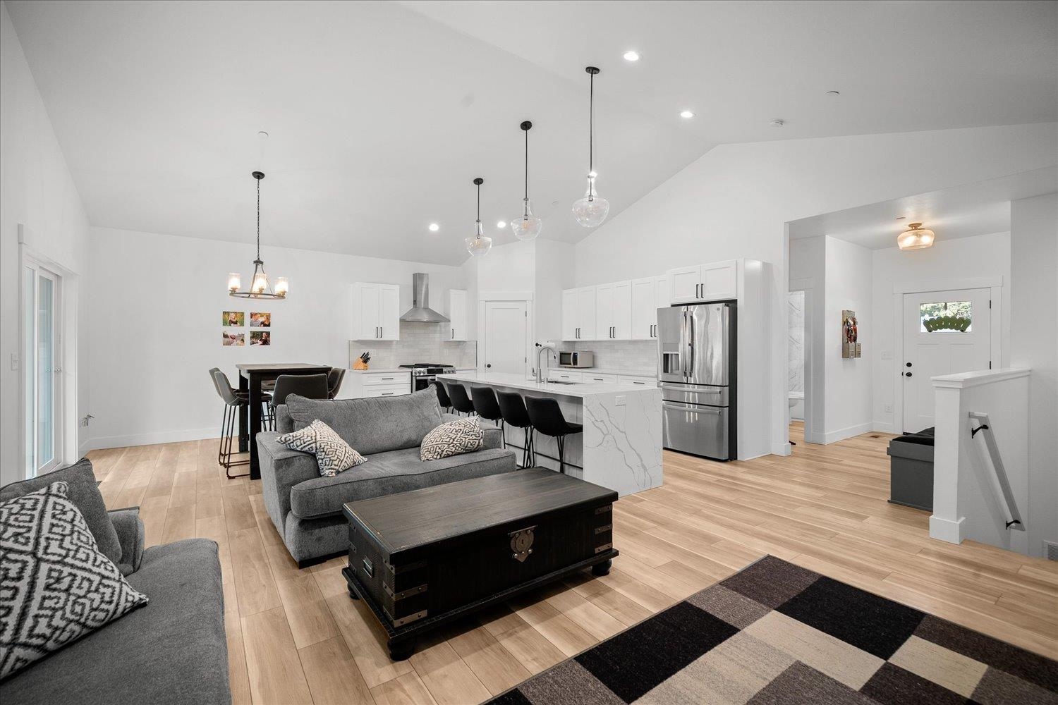 4110 S Sundown Dr - Photo 4