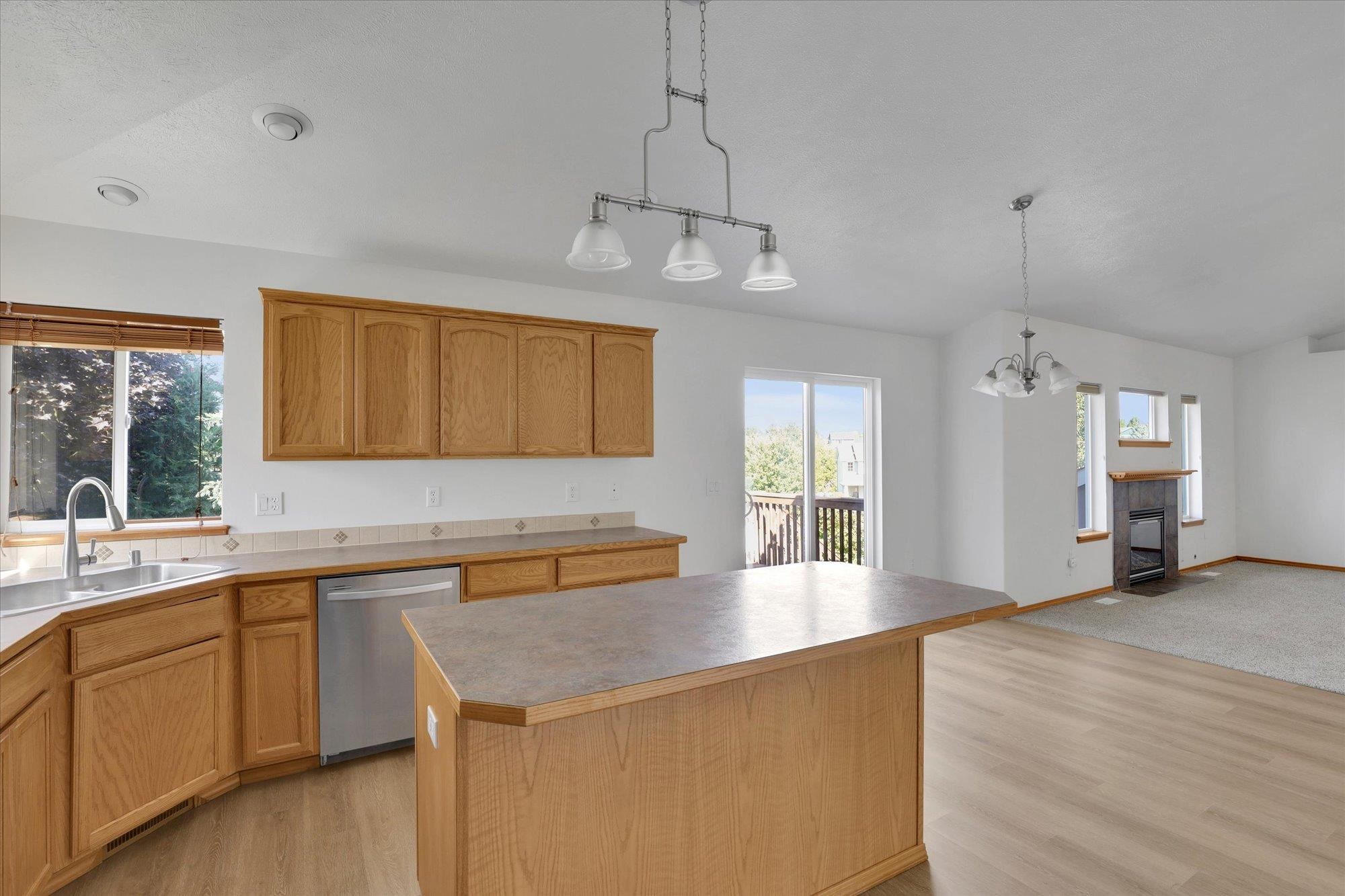 18215 E Crescent Dr - Photo 13