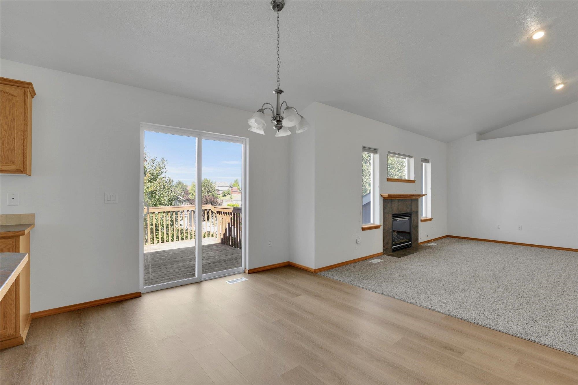 18215 E Crescent Dr - Photo 14