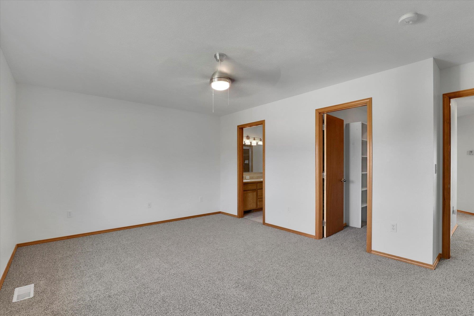 18215 E Crescent Dr - Photo 17