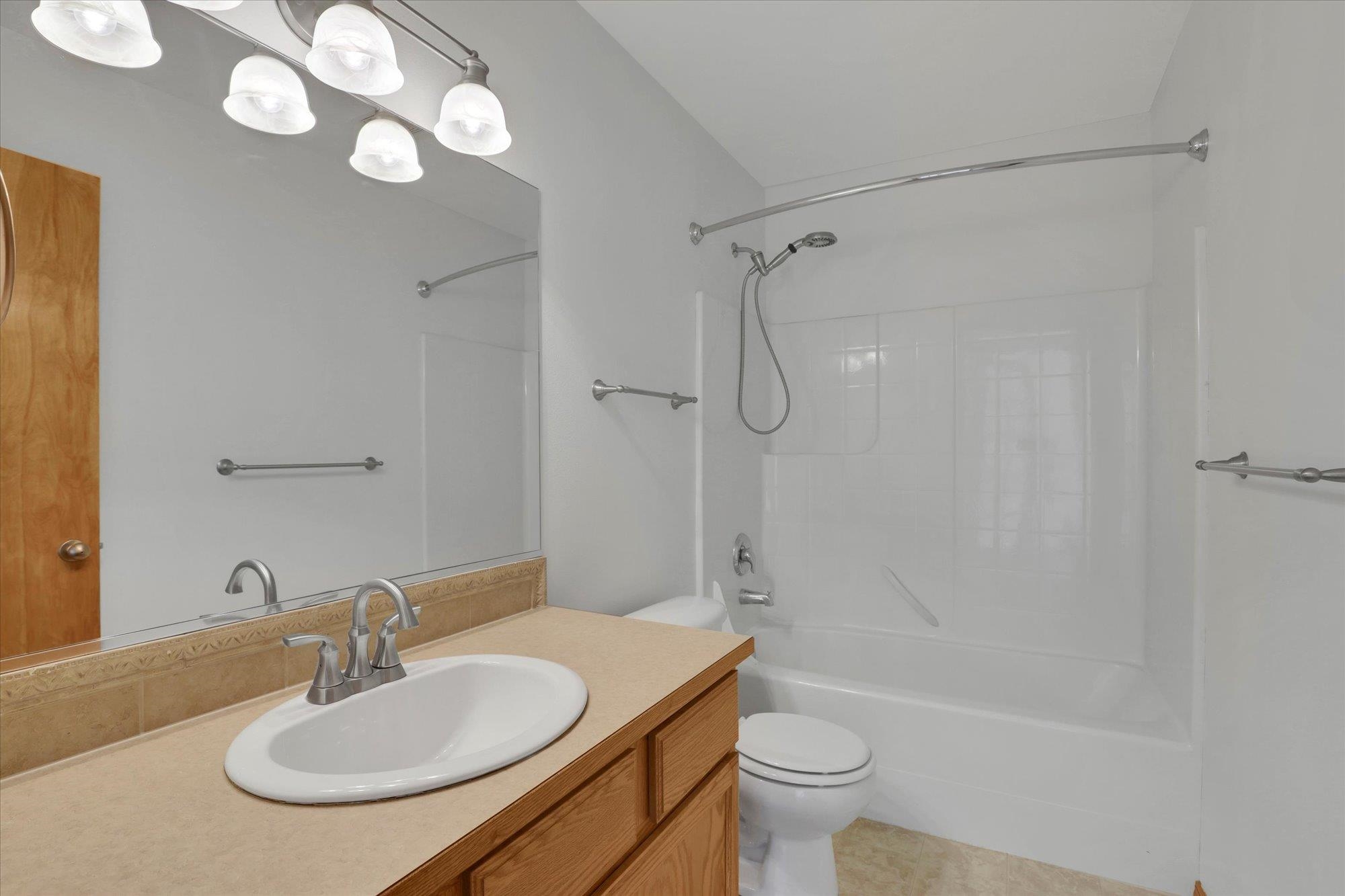 18215 E Crescent Dr - Photo 22