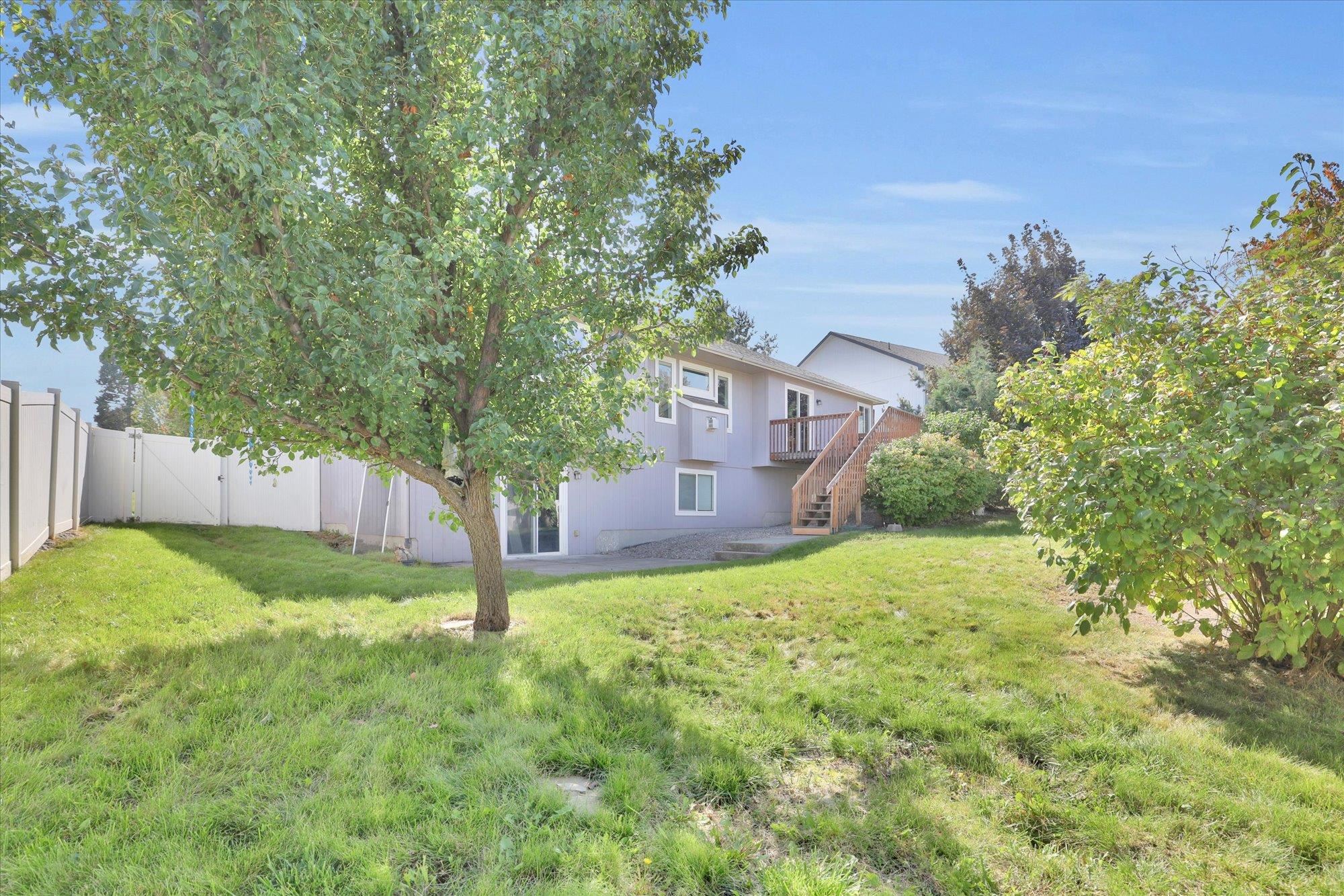 18215 E Crescent Dr - Photo 31