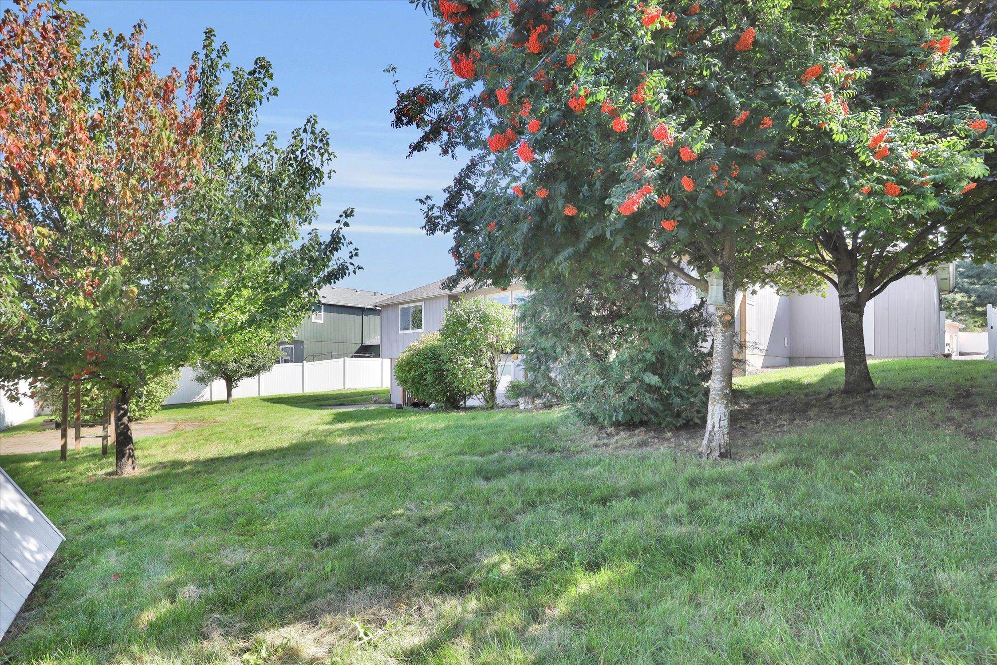 18215 E Crescent Dr - Photo 33