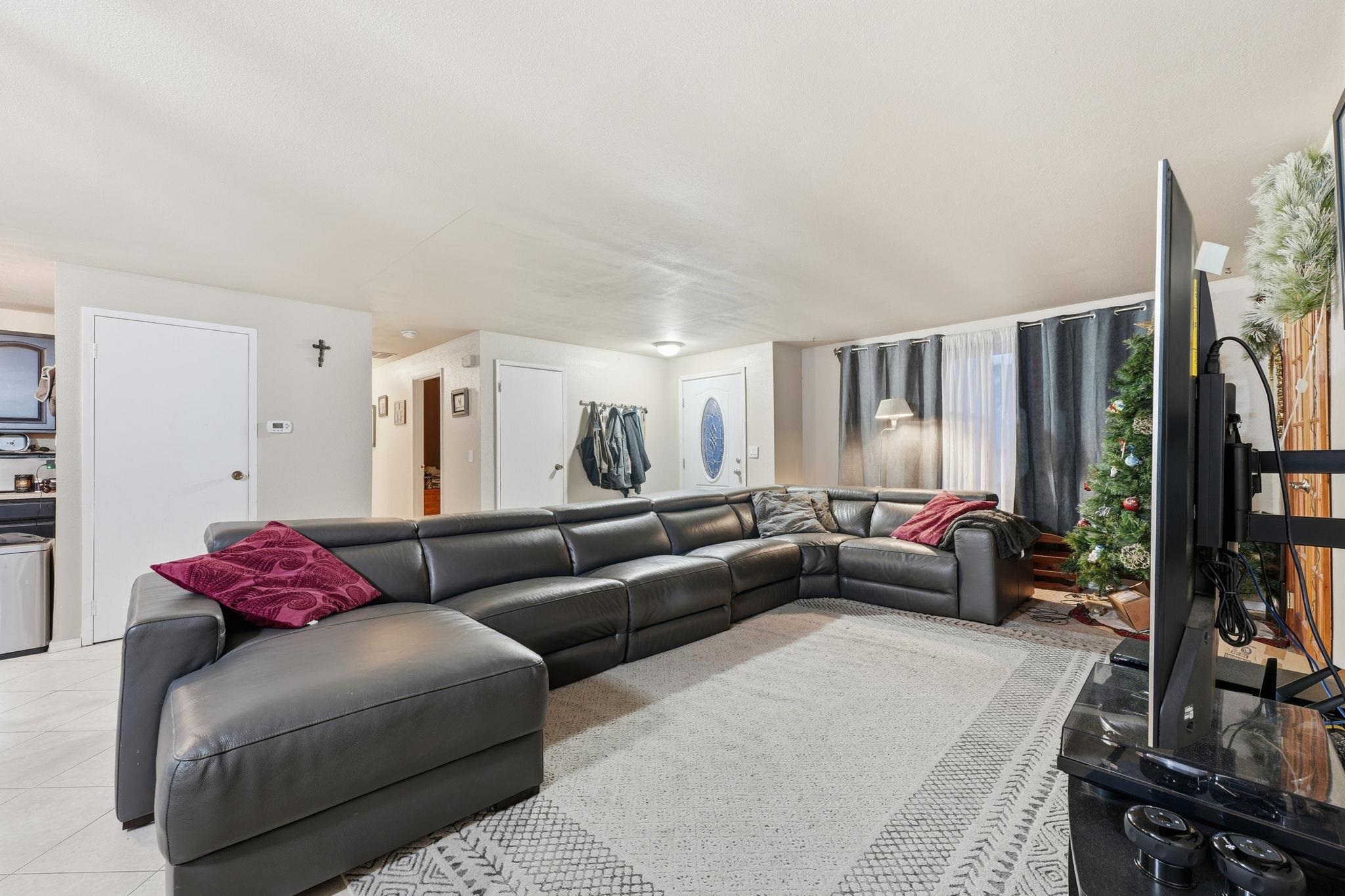 3805 W Ella St - Photo 4